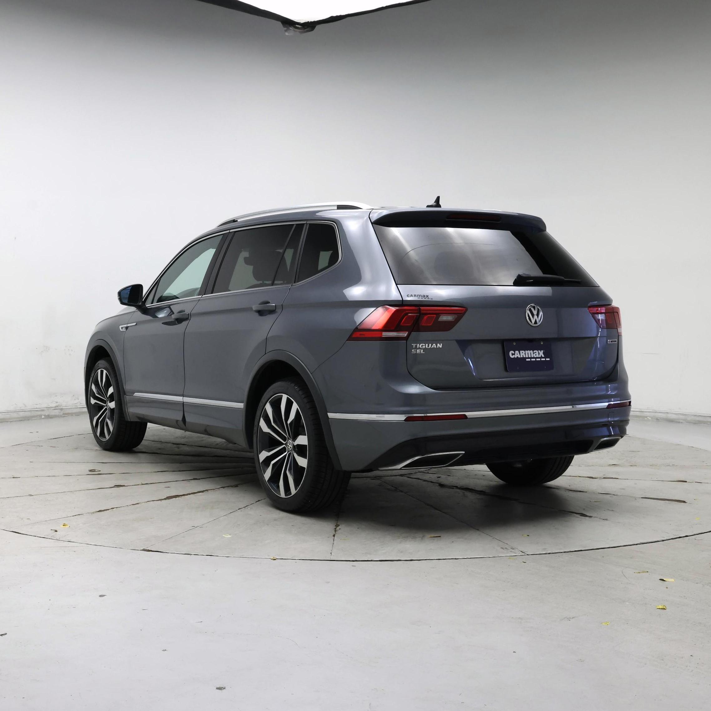 Thumbnail: 2020 Volkswagen Tiguan - 2