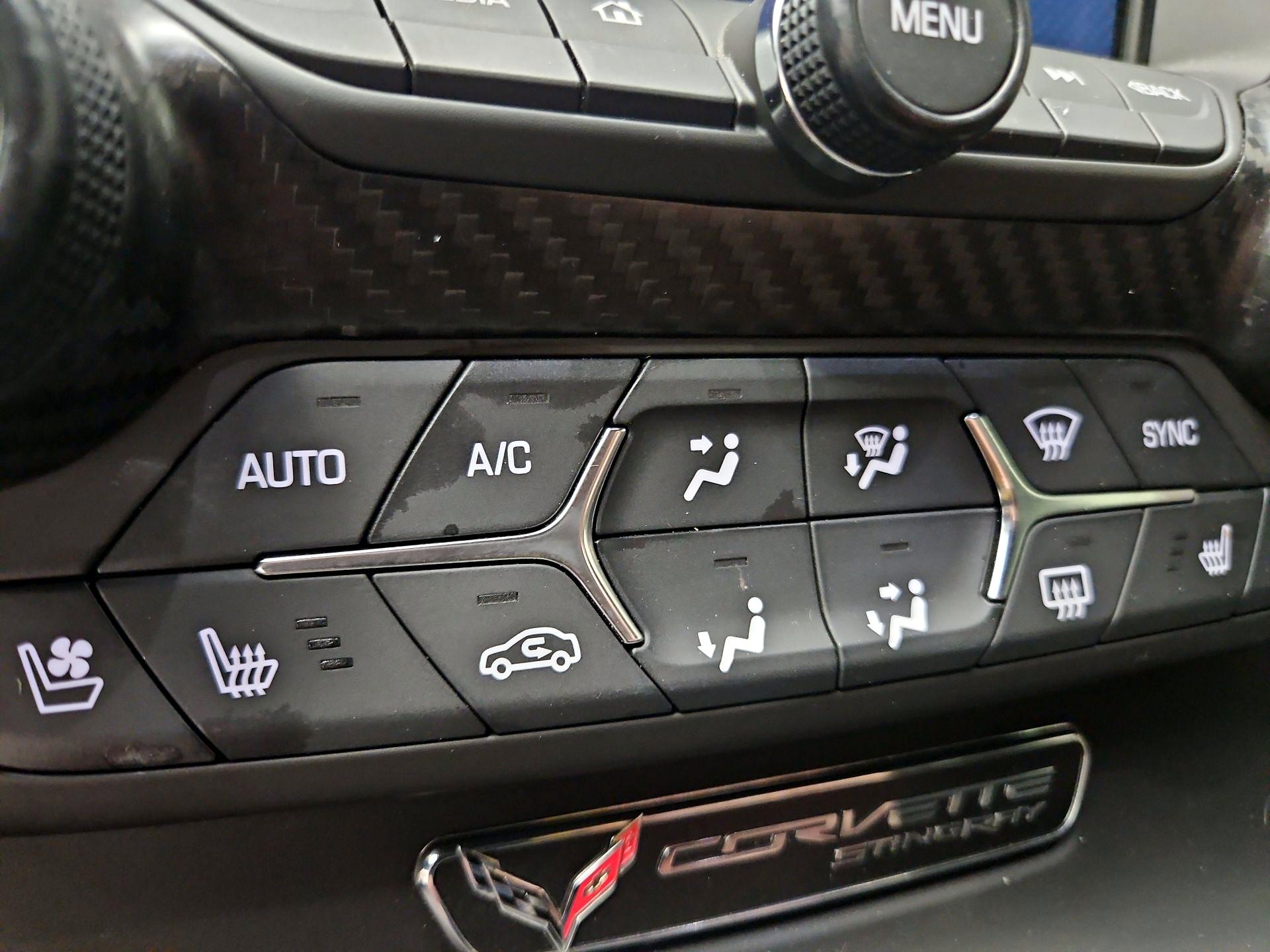 Thumbnail: 2016 Chevrolet Corvette - 17