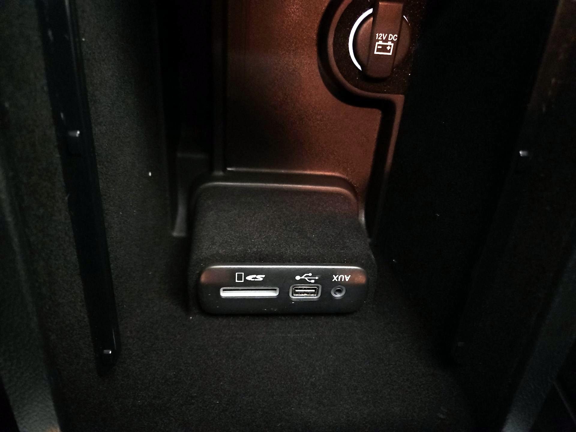 Thumbnail: 2016 Dodge Charger - 19