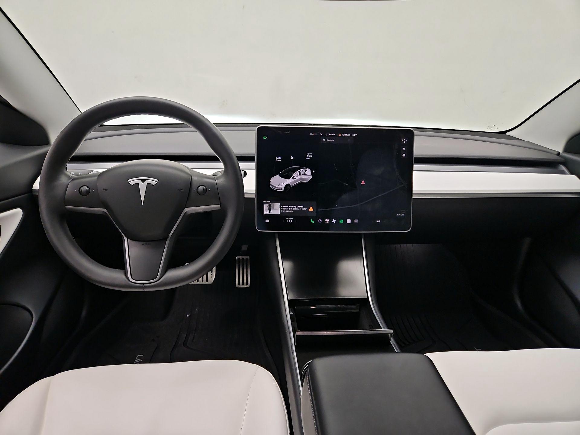 Thumbnail: 2020 Tesla Model 3 - 9