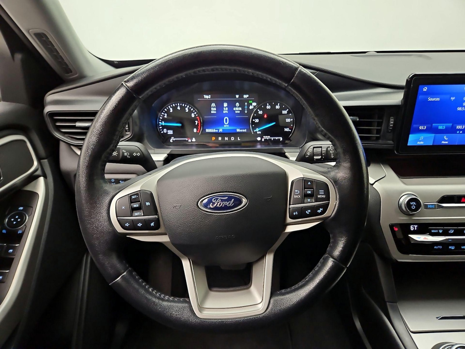 2021 Ford Explorer XLT - Photo 11