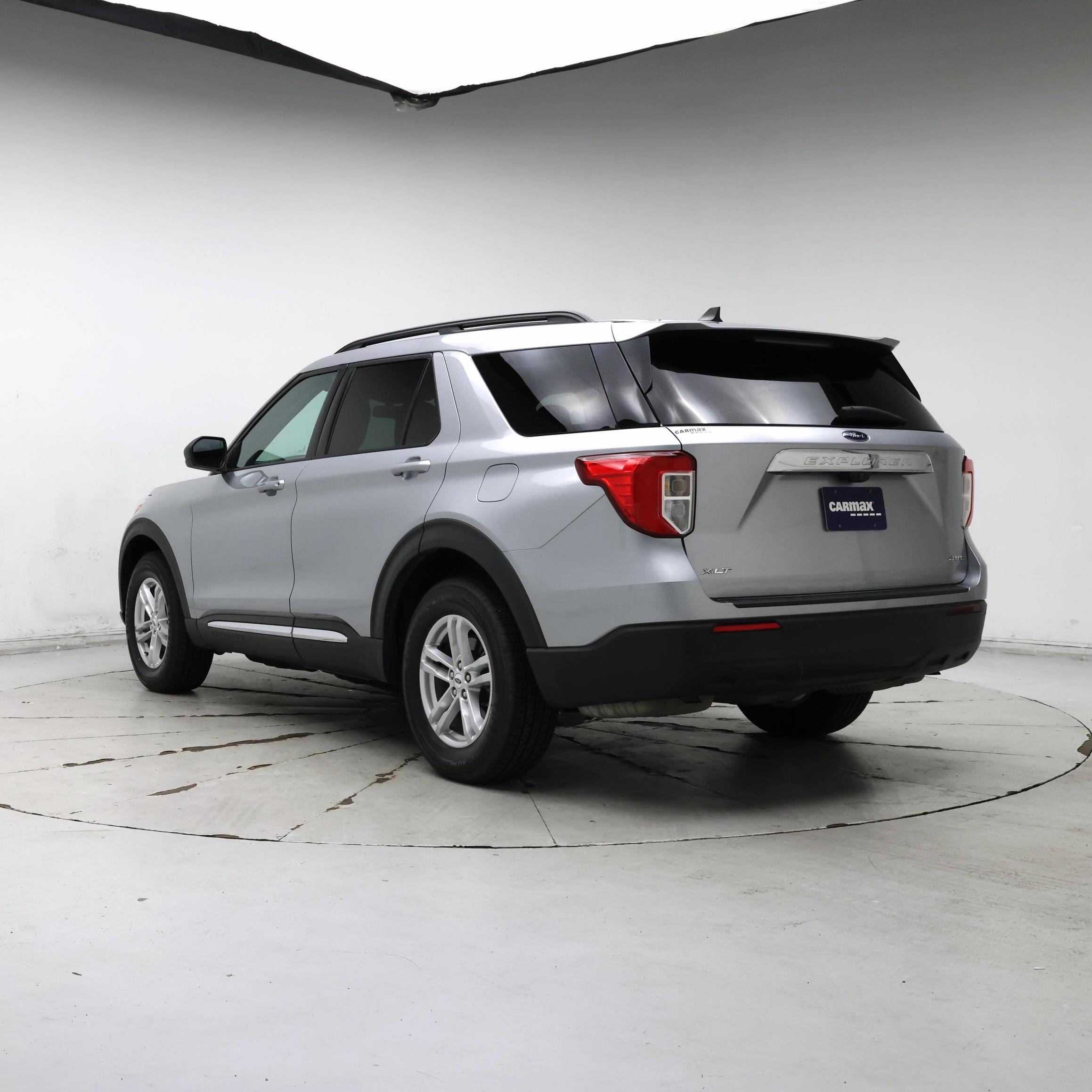 Thumbnail: 2021 Ford Explorer - 2