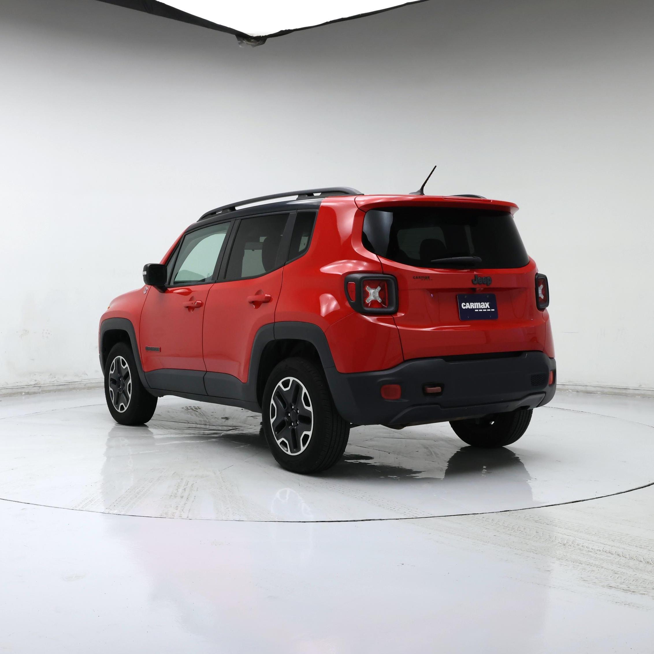 Thumbnail: 2016 Jeep Renegade - 2
