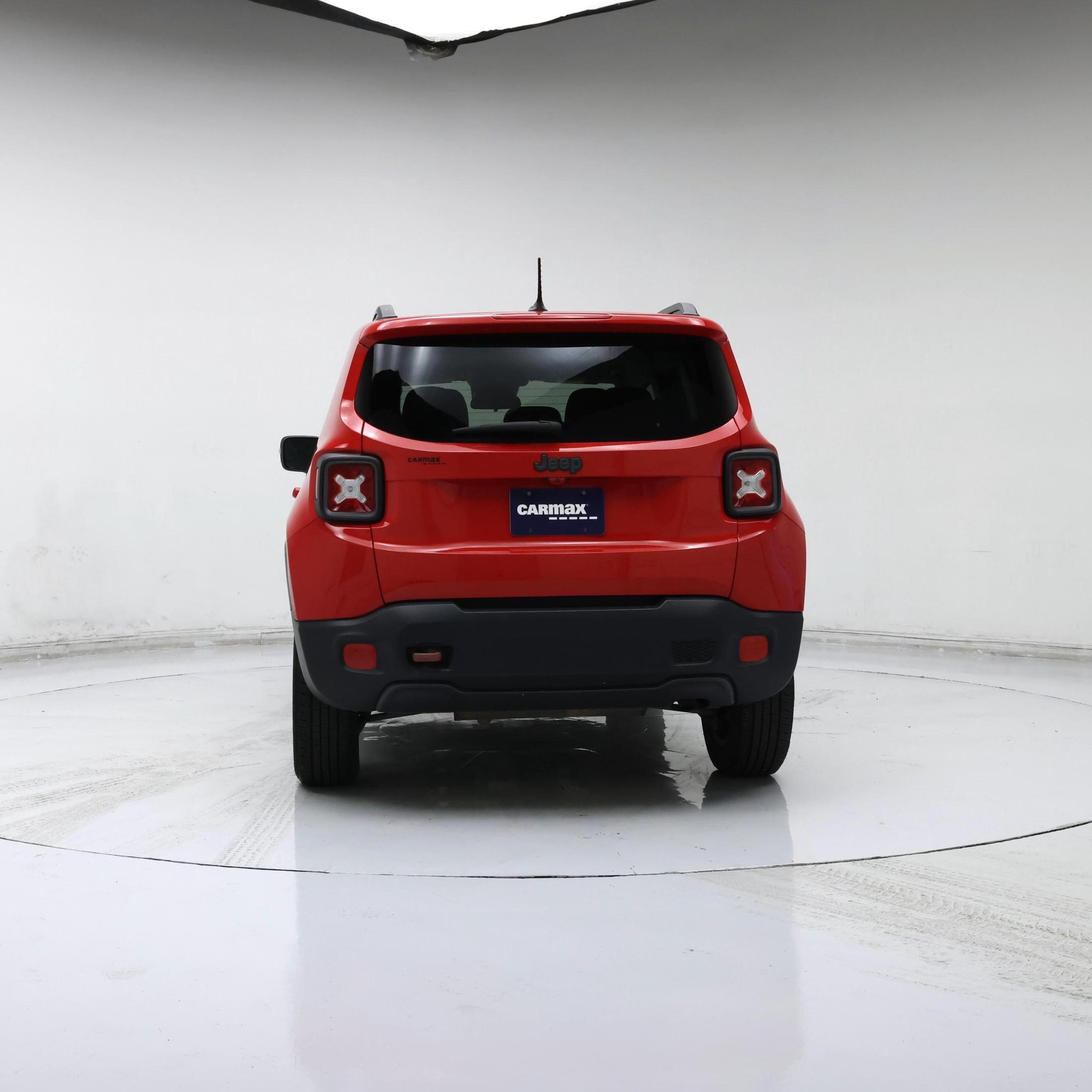 Thumbnail: 2016 Jeep Renegade - 6