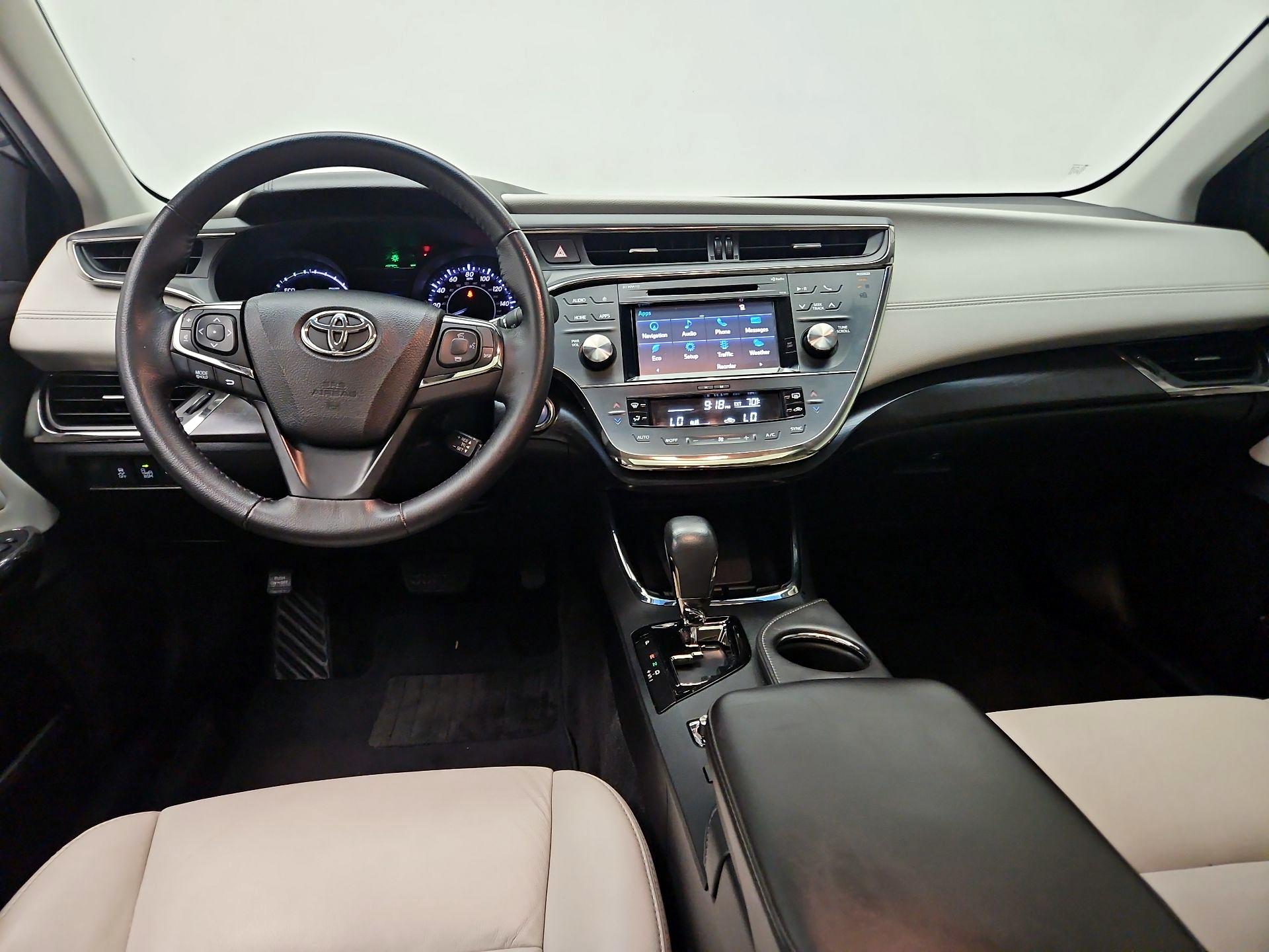 Thumbnail: 2016 Toyota Avalon - 9