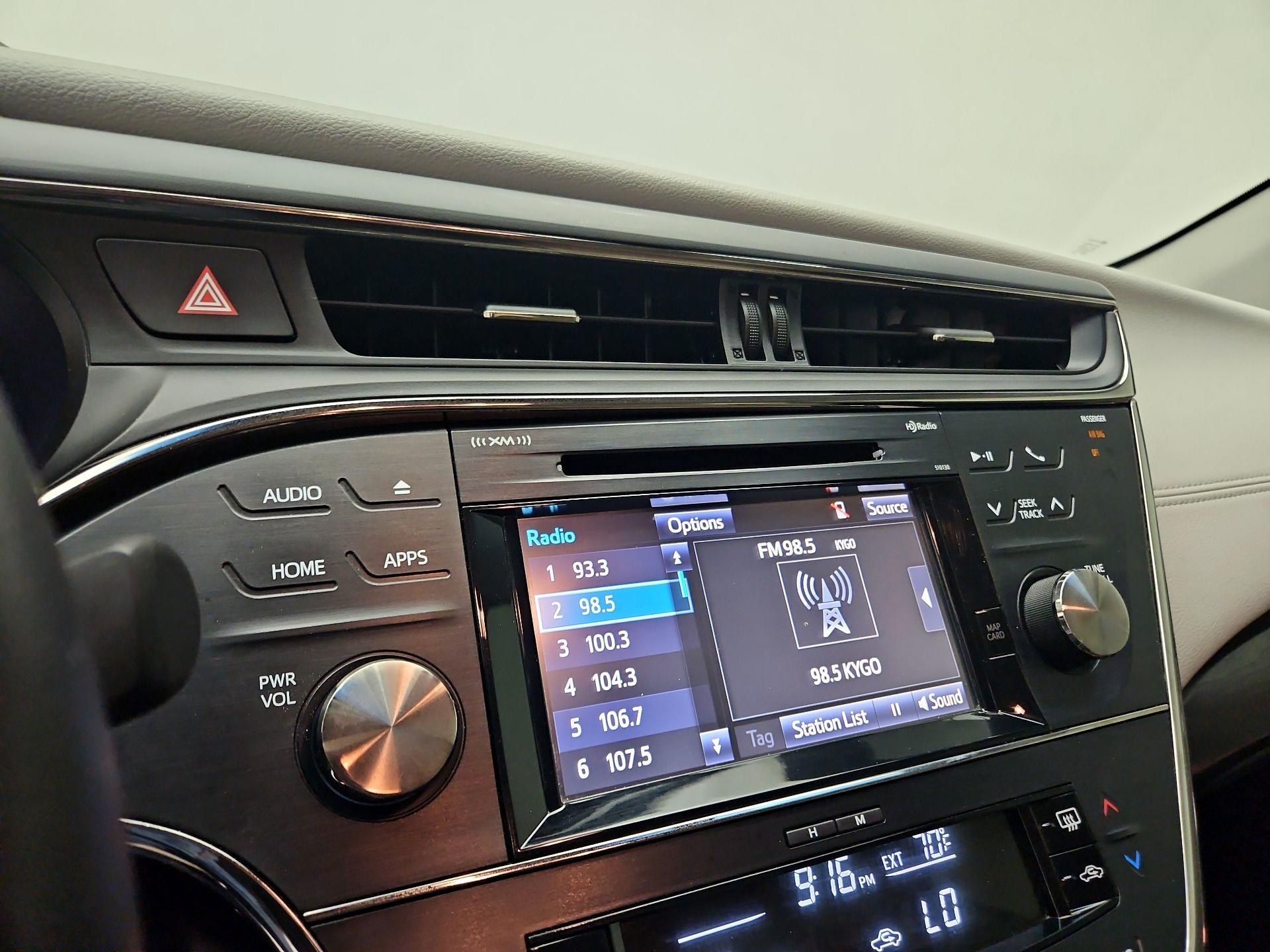Thumbnail: 2016 Toyota Avalon - 16
