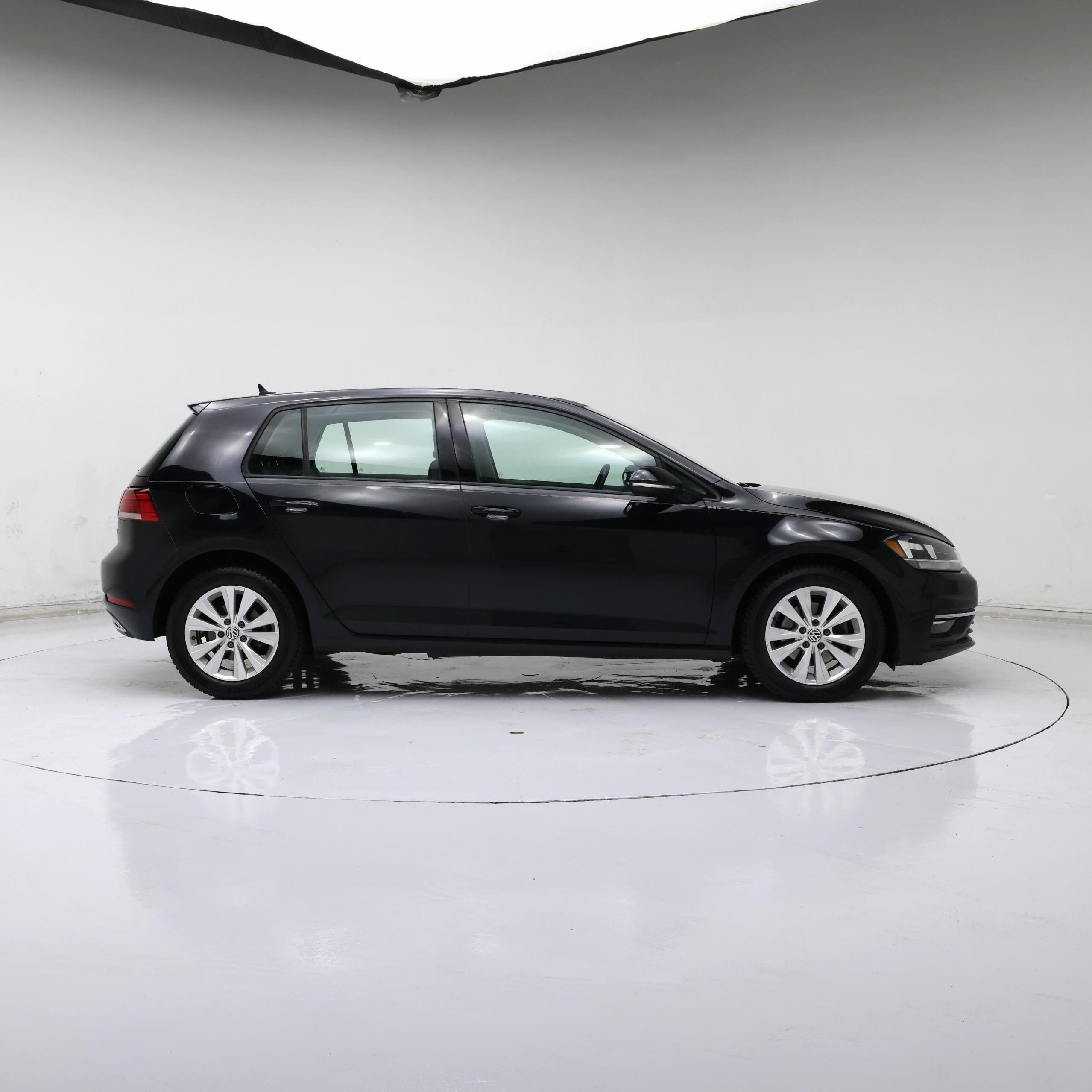 Thumbnail: 2018 Volkswagen Golf - 7