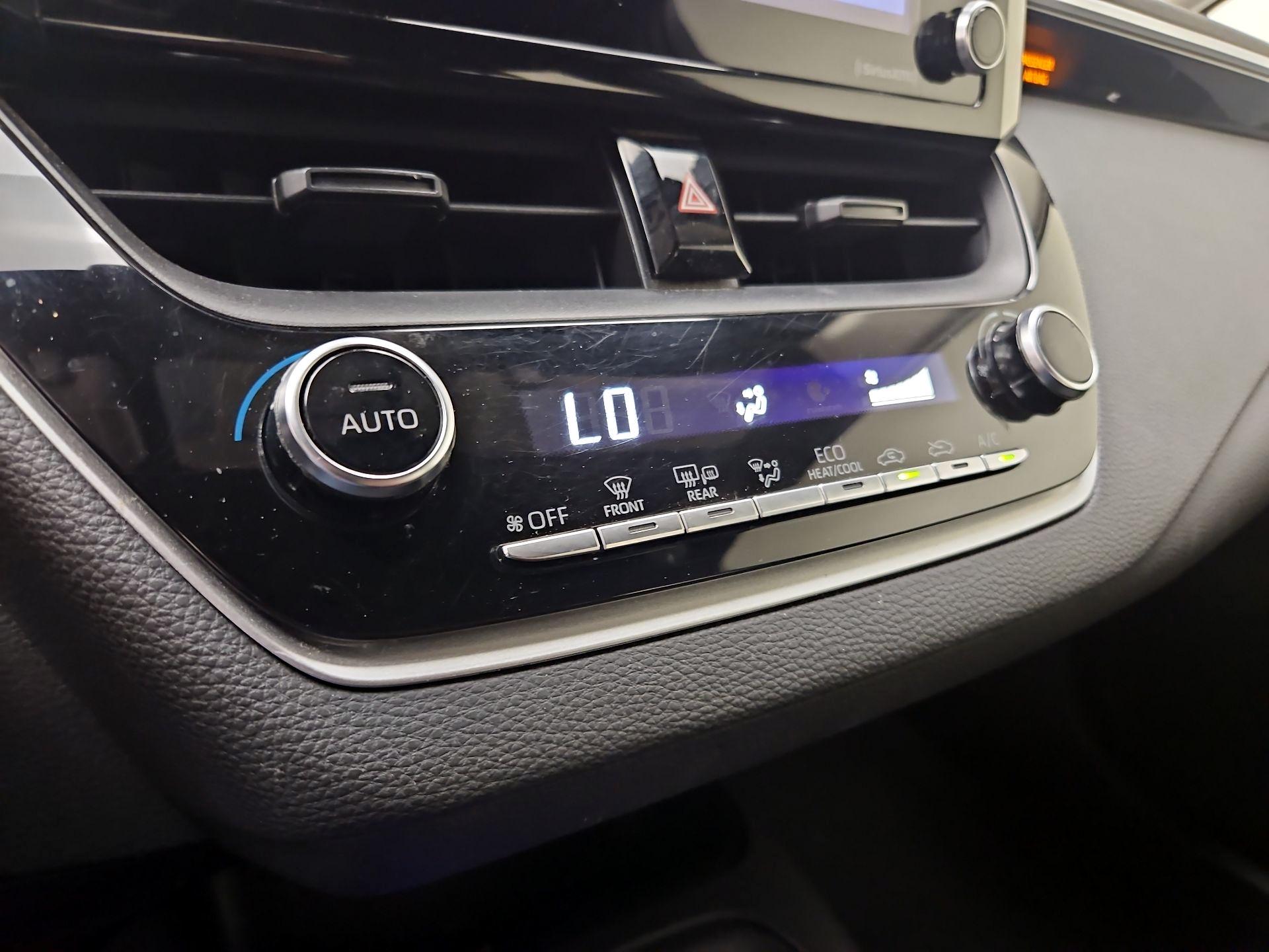 Thumbnail: 2021 Toyota Corolla - 16