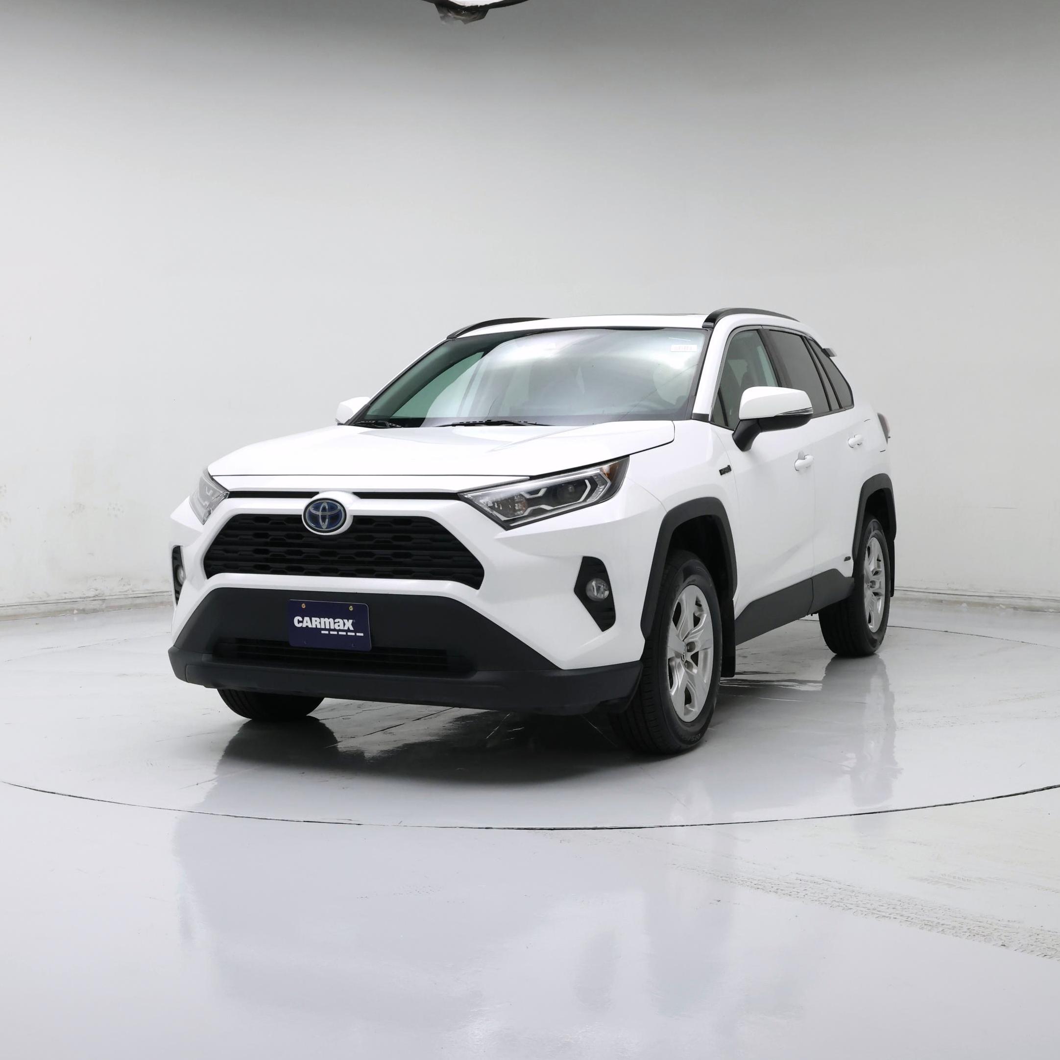 Thumbnail: 2020 Toyota RAV4 - 4