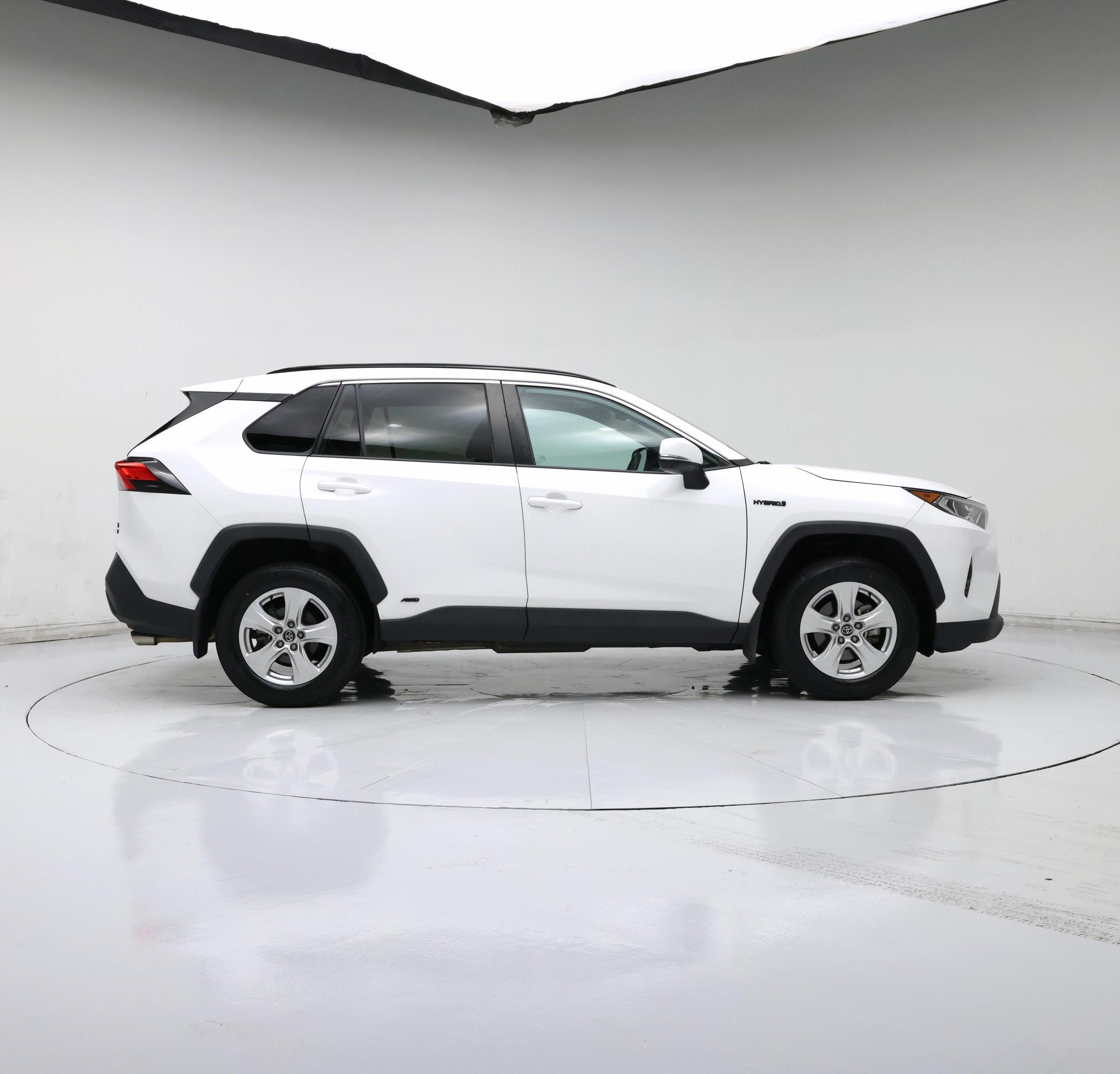 Thumbnail: 2020 Toyota RAV4 - 7