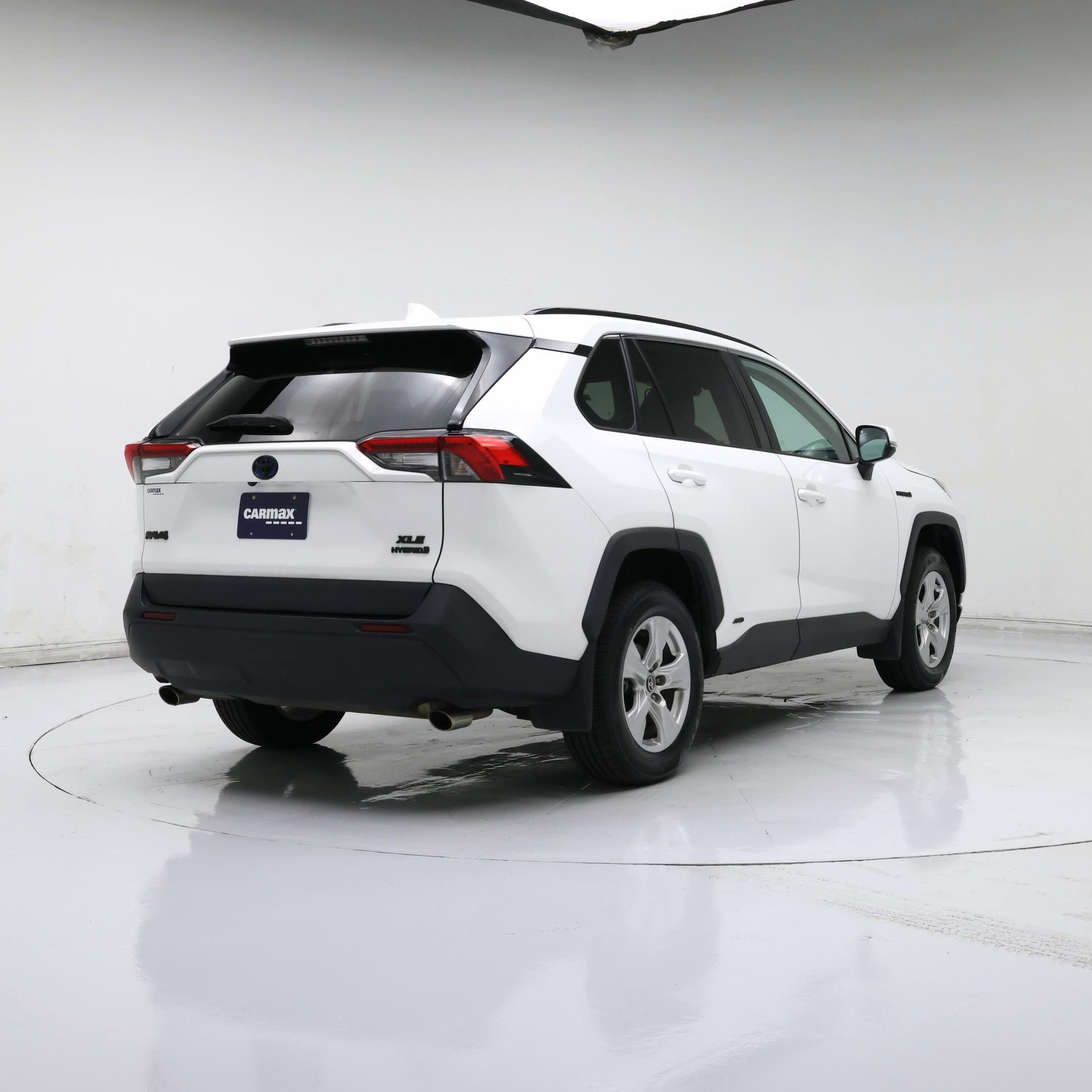 Thumbnail: 2020 Toyota RAV4 - 8