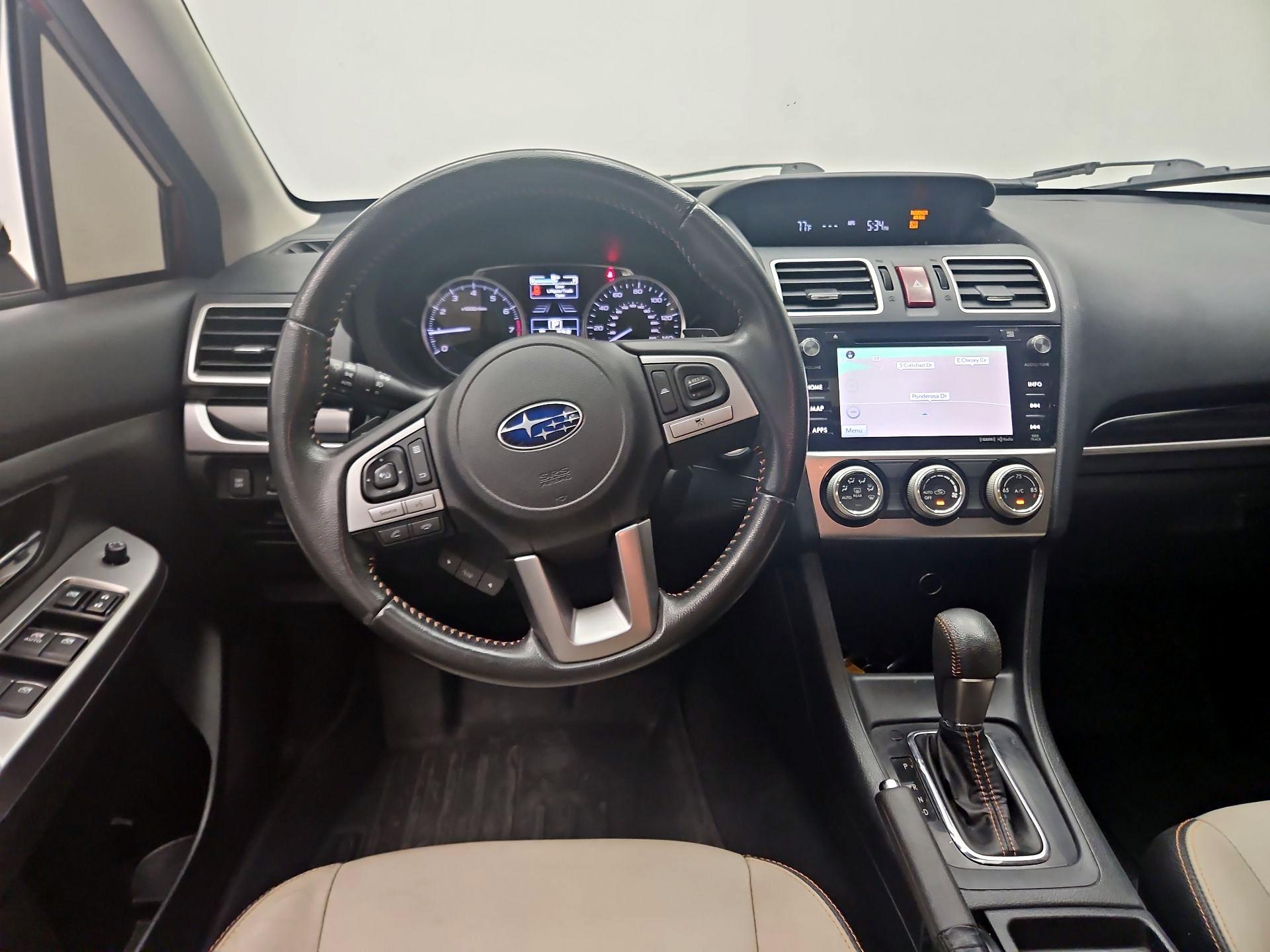 Thumbnail: 2017 Subaru Crosstrek - 10