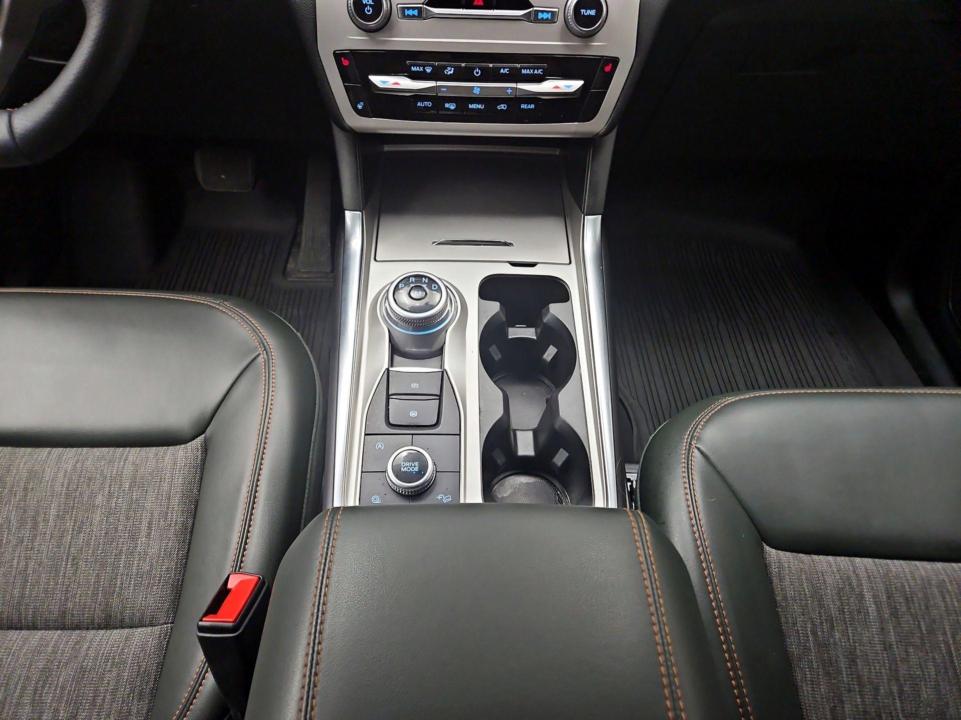 Thumbnail: 2023 Ford Explorer - 18
