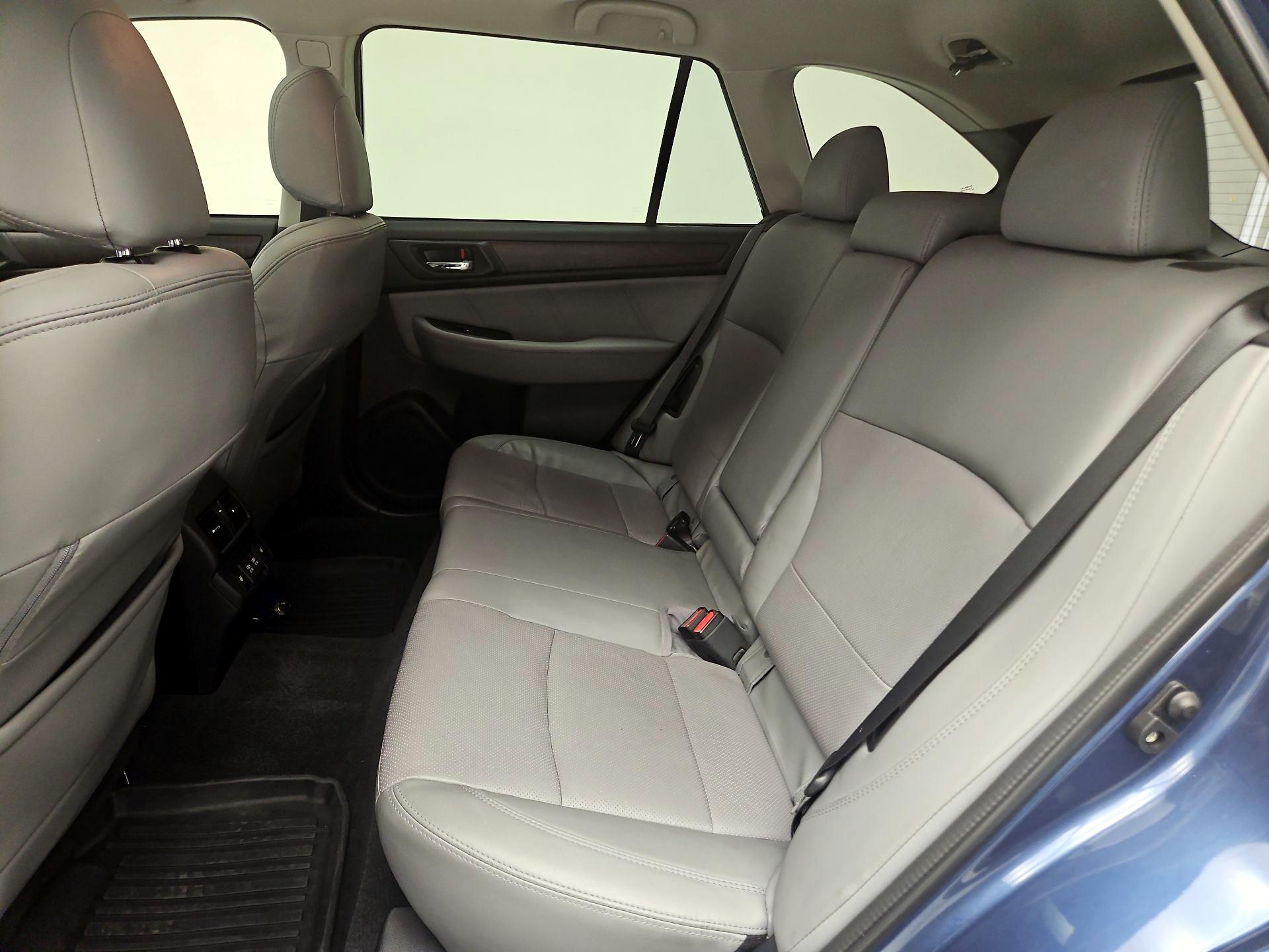 Thumbnail: 2019 Subaru Outback - 10
