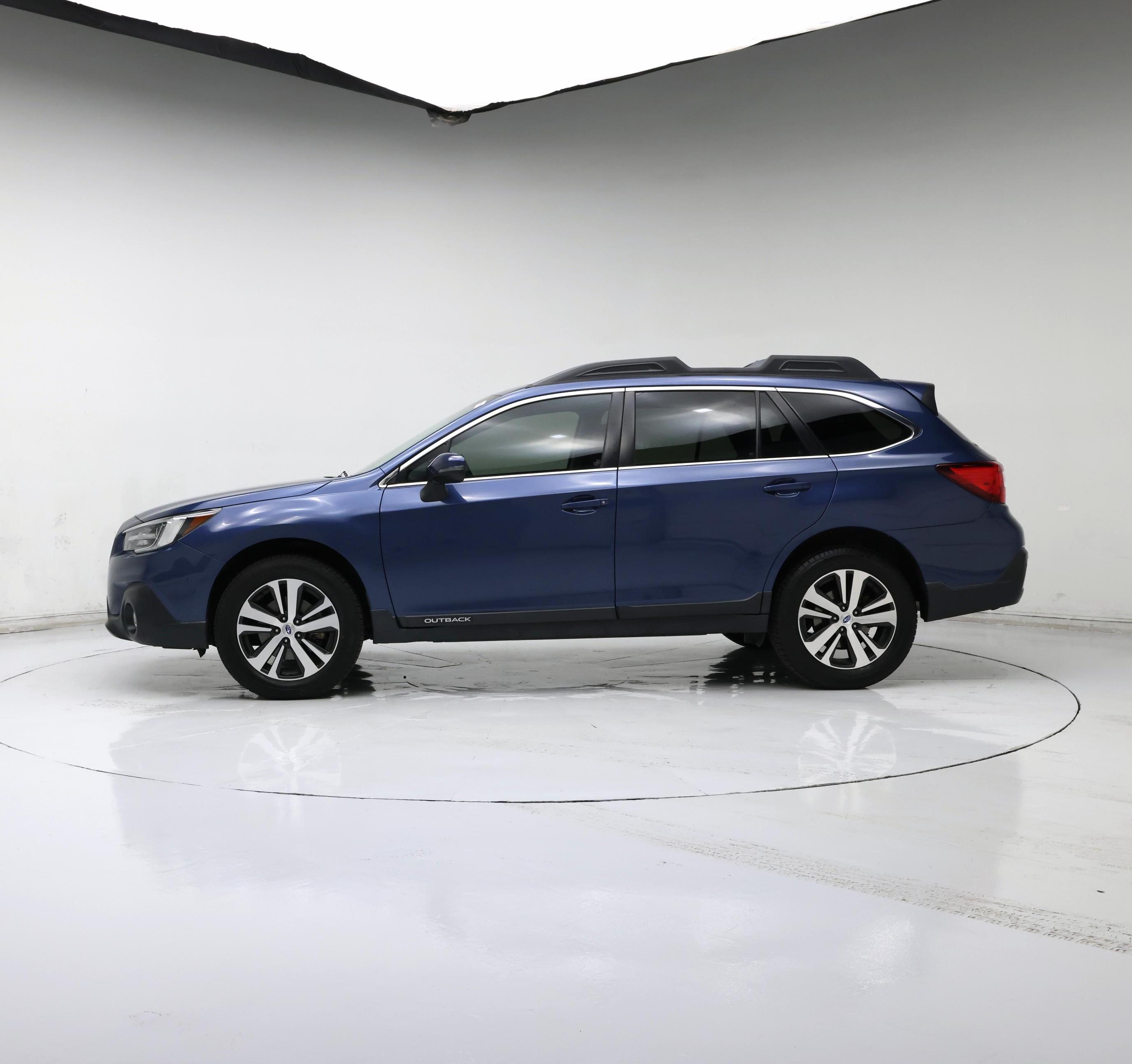 Thumbnail: 2019 Subaru Outback - 3