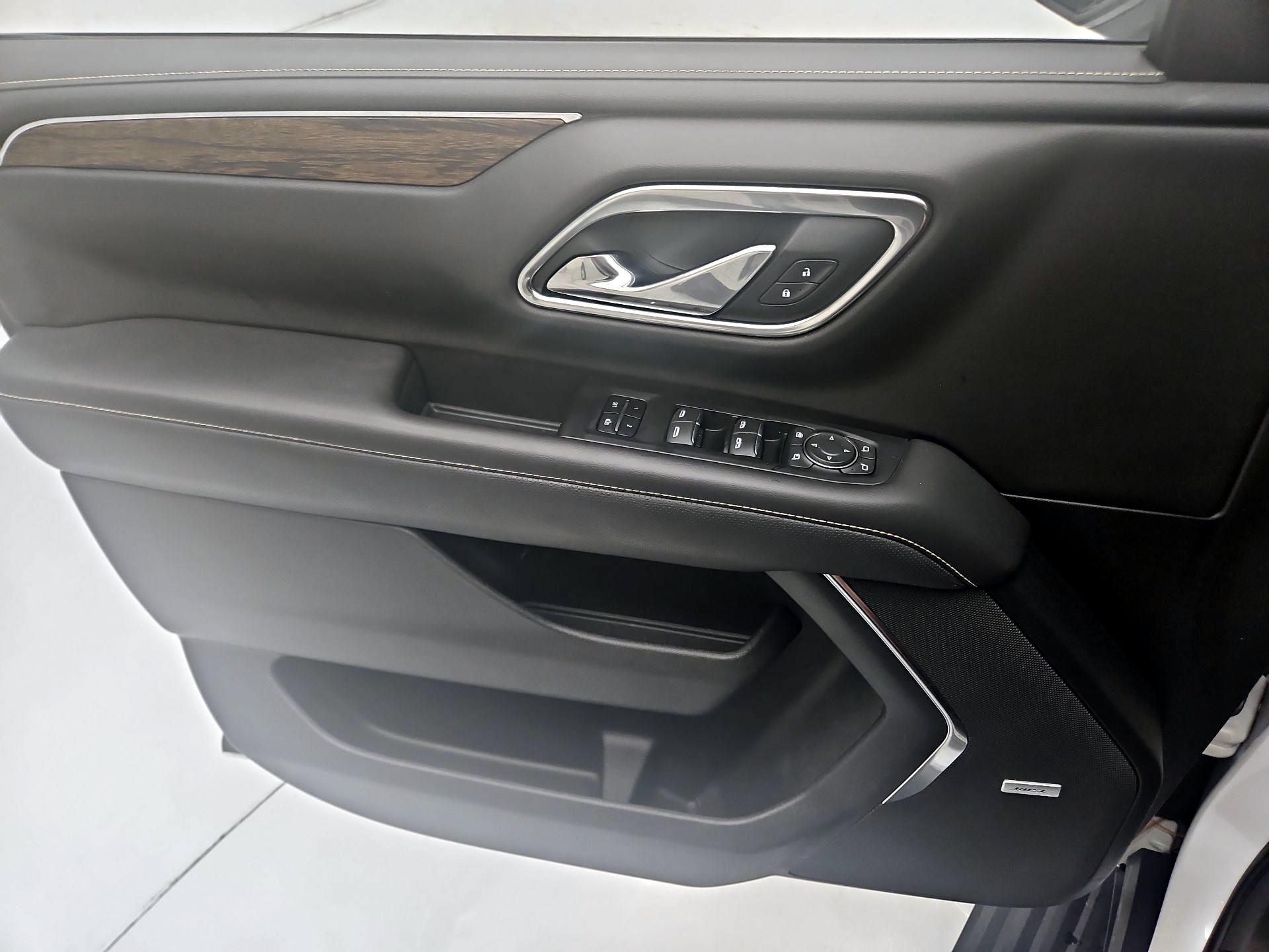 Thumbnail: 2021 Chevrolet Tahoe - 12
