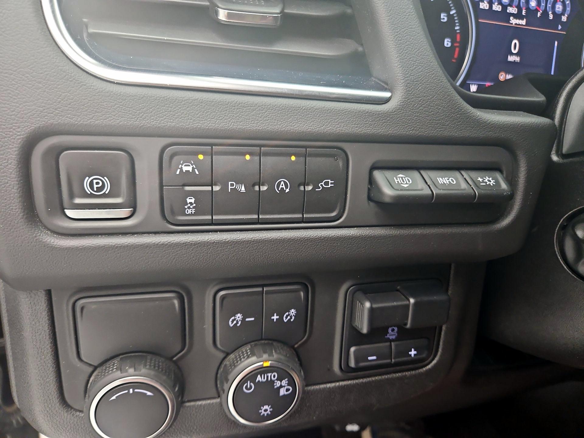 Thumbnail: 2021 Chevrolet Tahoe - 13