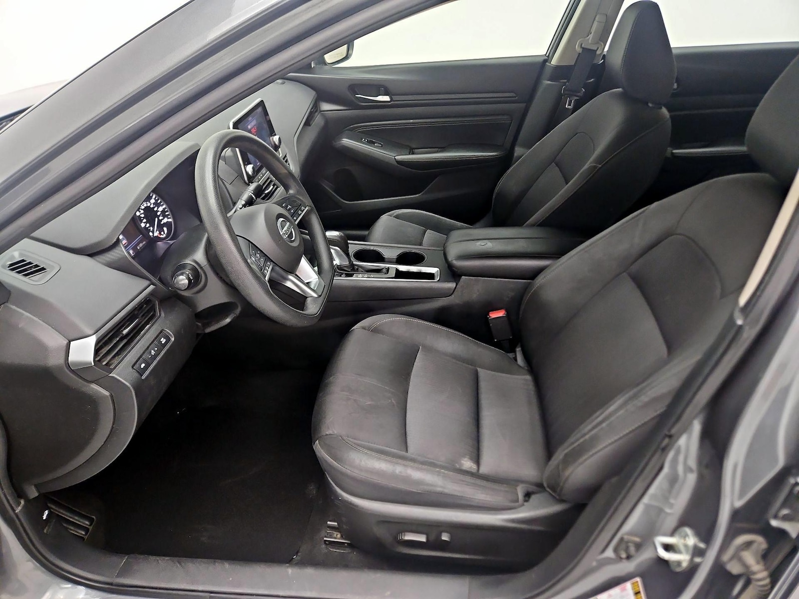 Power Seat(s) & Side Airbags