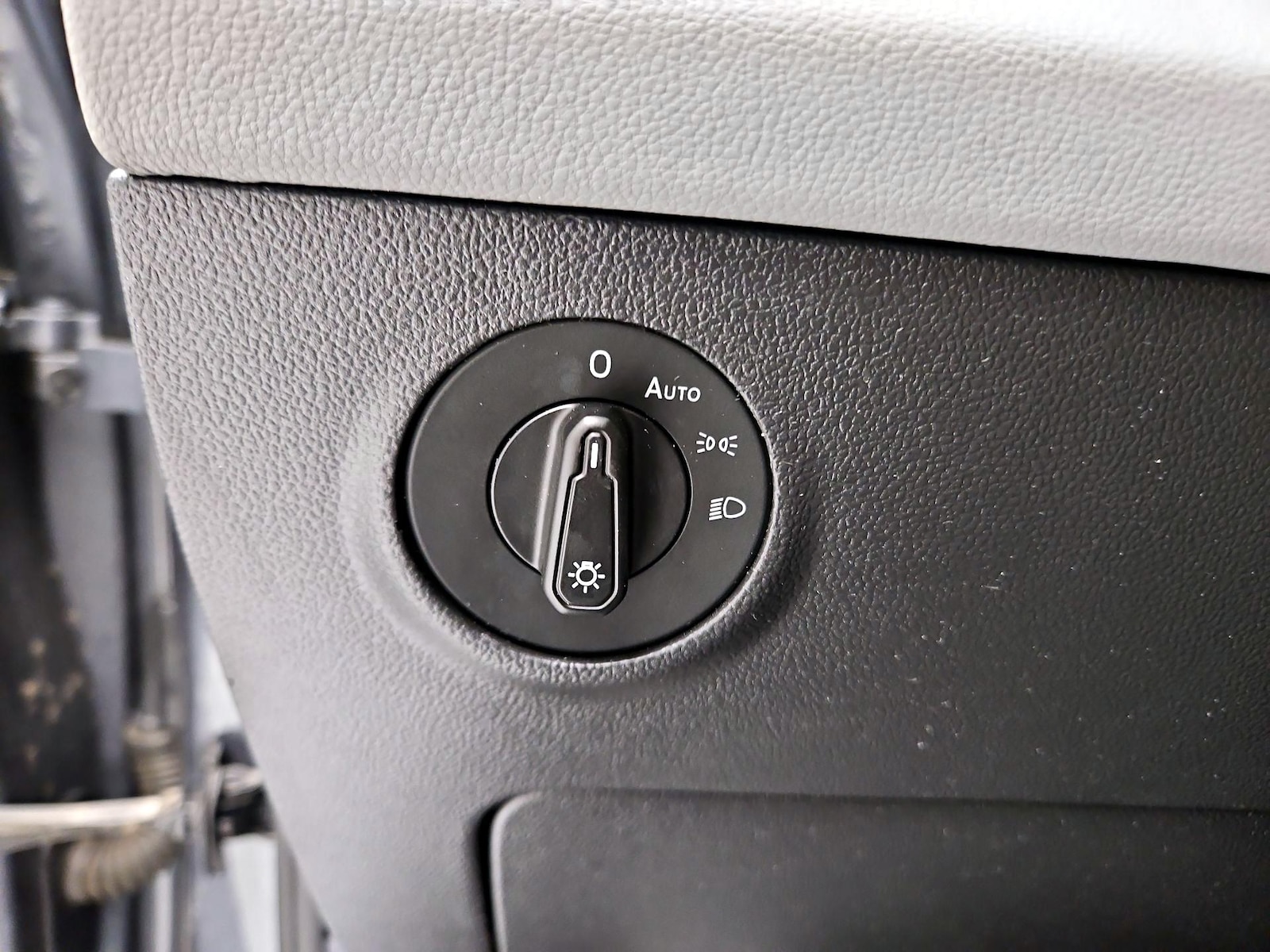 2022 Volkswagen Taos SE - Photo 14