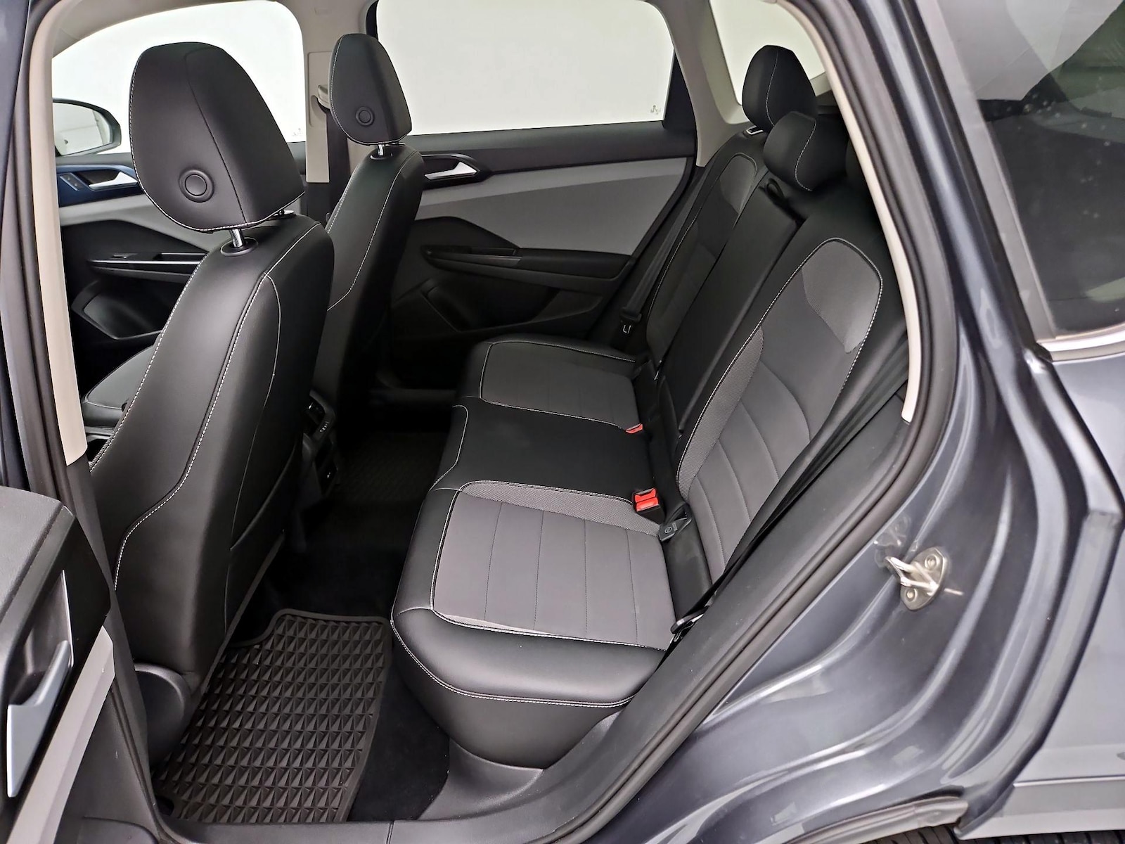 2022 Volkswagen Taos SE - Photo 21