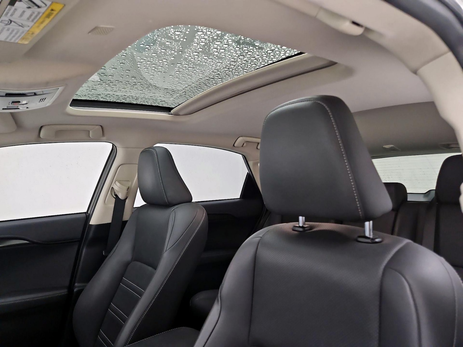 Sunroof(s) & Overhead Airbags