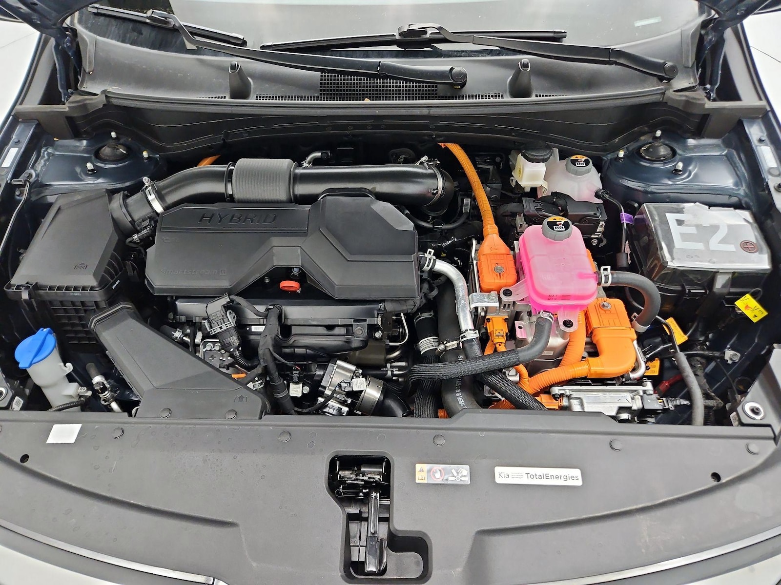 2025 Kia Sportage SX Prestige Hybrid - Photo 25
