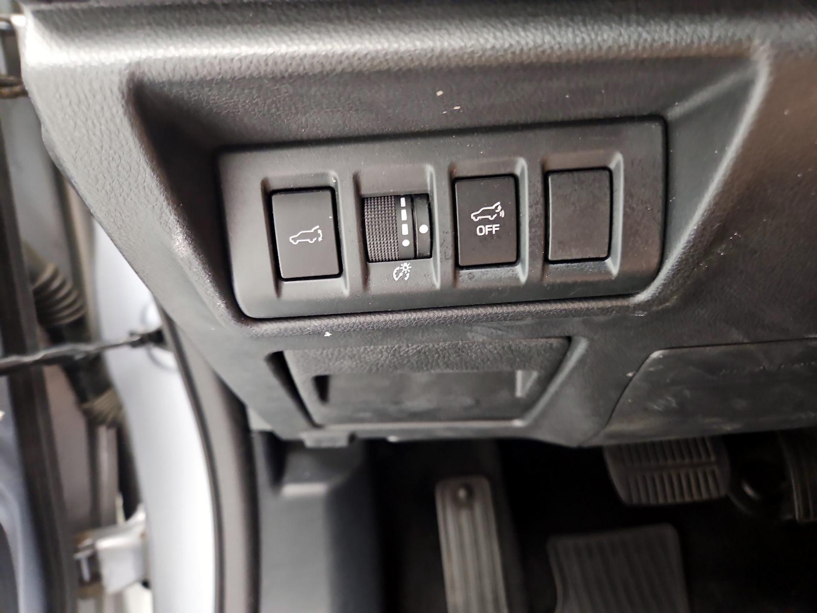2022 Subaru Outback Limited - Photo 14