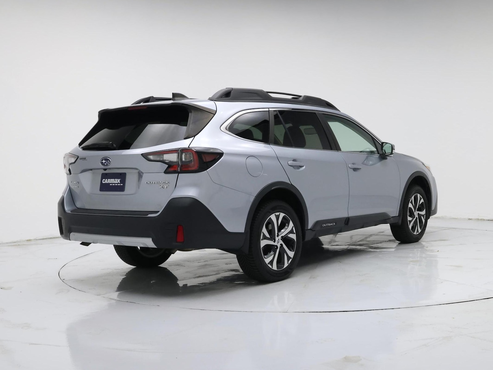 2022 Subaru Outback Limited - Photo 9