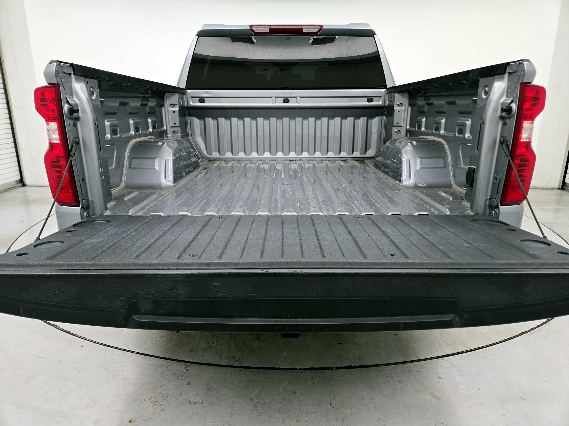 Thumbnail: 2025 Chevrolet Silverado 1500 - 20