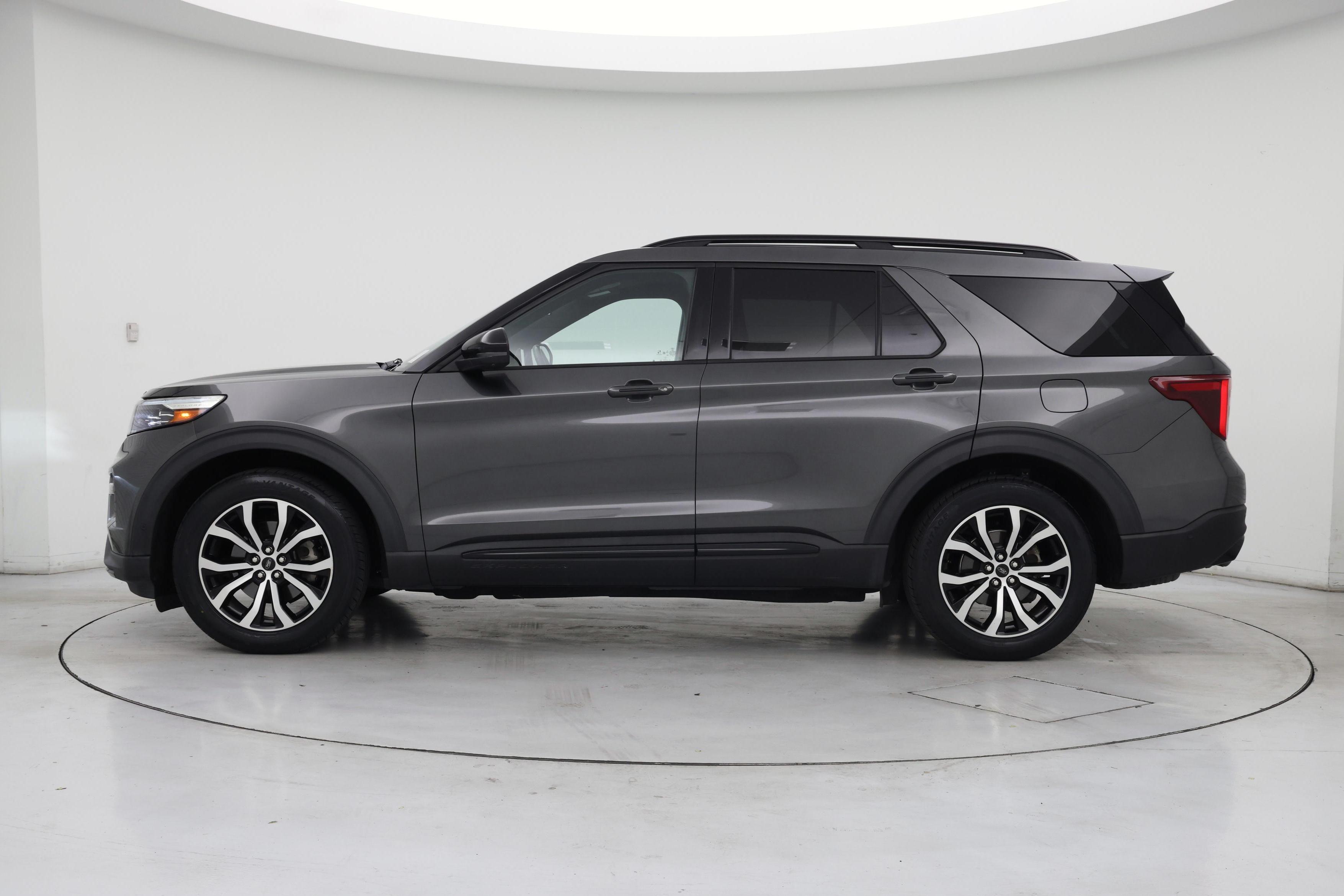 Thumbnail: 2020 Ford Explorer - 3