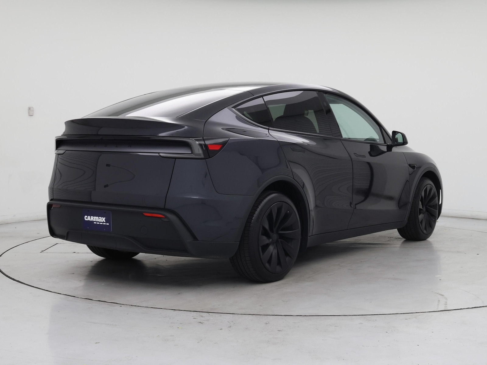 2026 Tesla Model Y Long Range - Photo 9