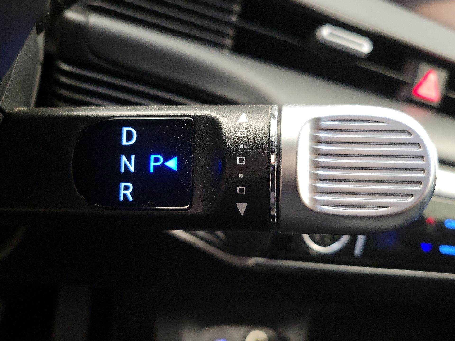 Thumbnail: 2023 Hyundai Ioniq 5 - 18