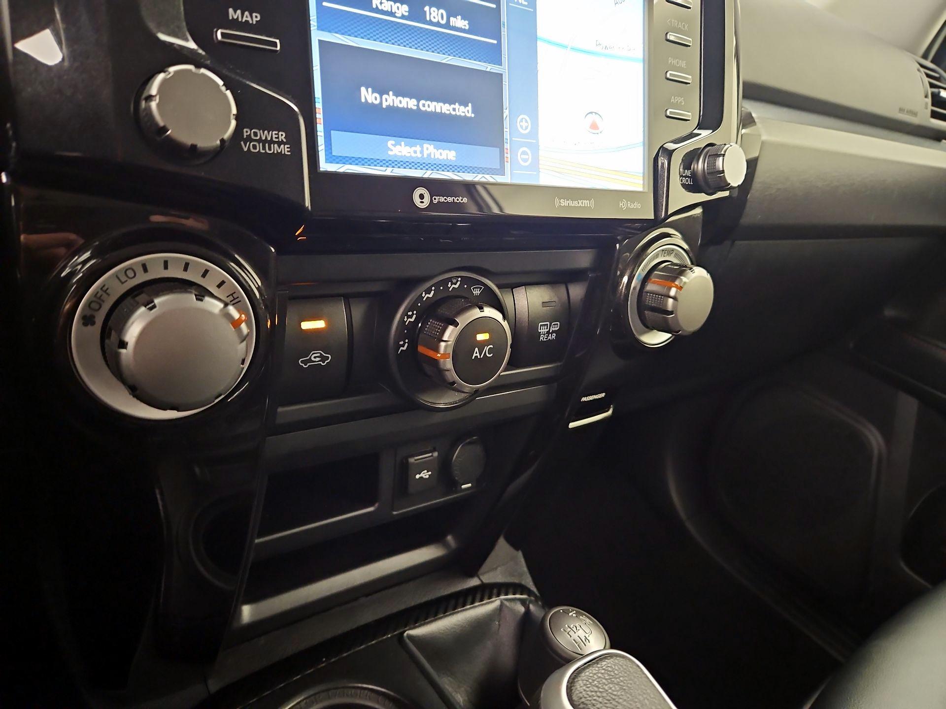 Thumbnail: 2024 Toyota 4Runner - 17