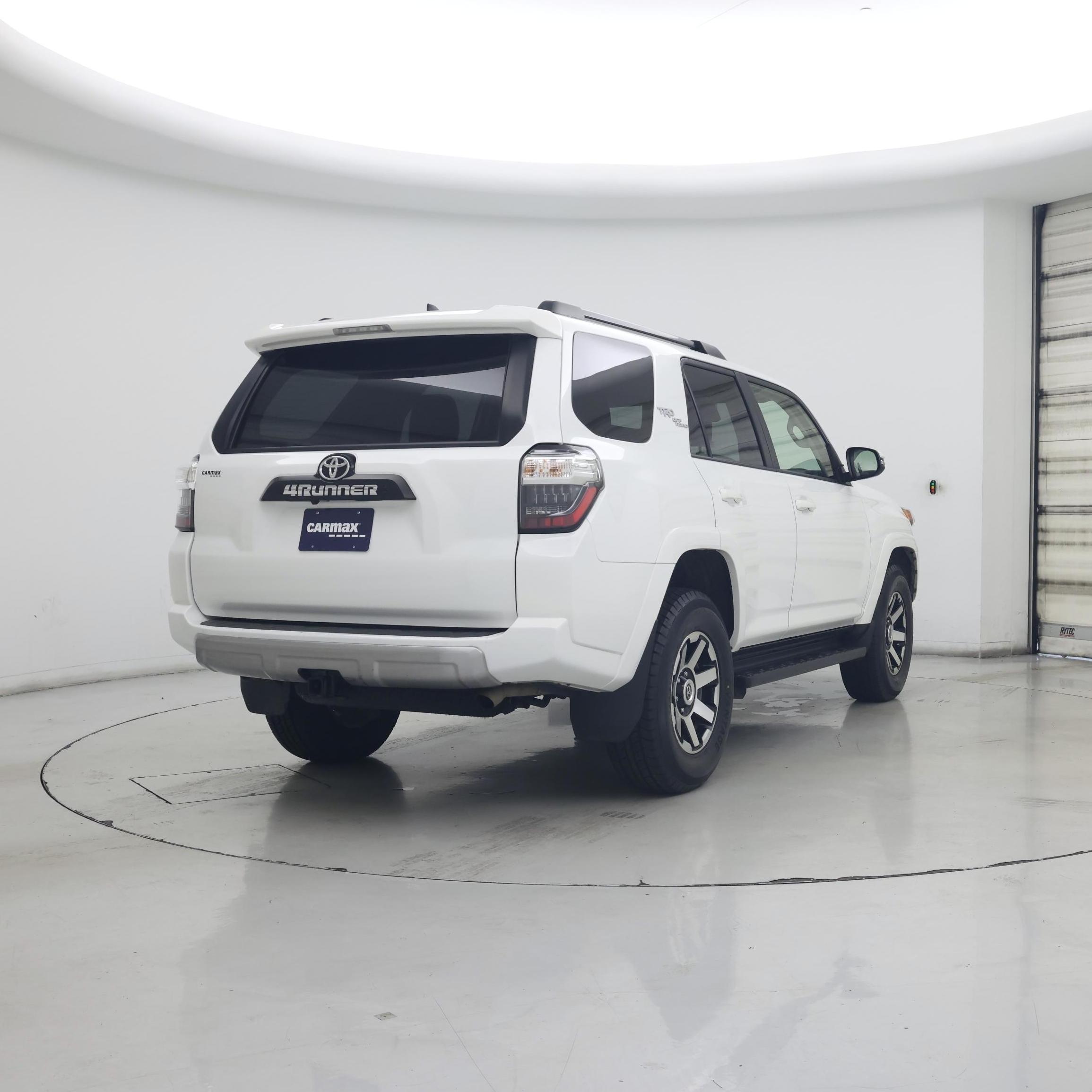 Thumbnail: 2024 Toyota 4Runner - 8