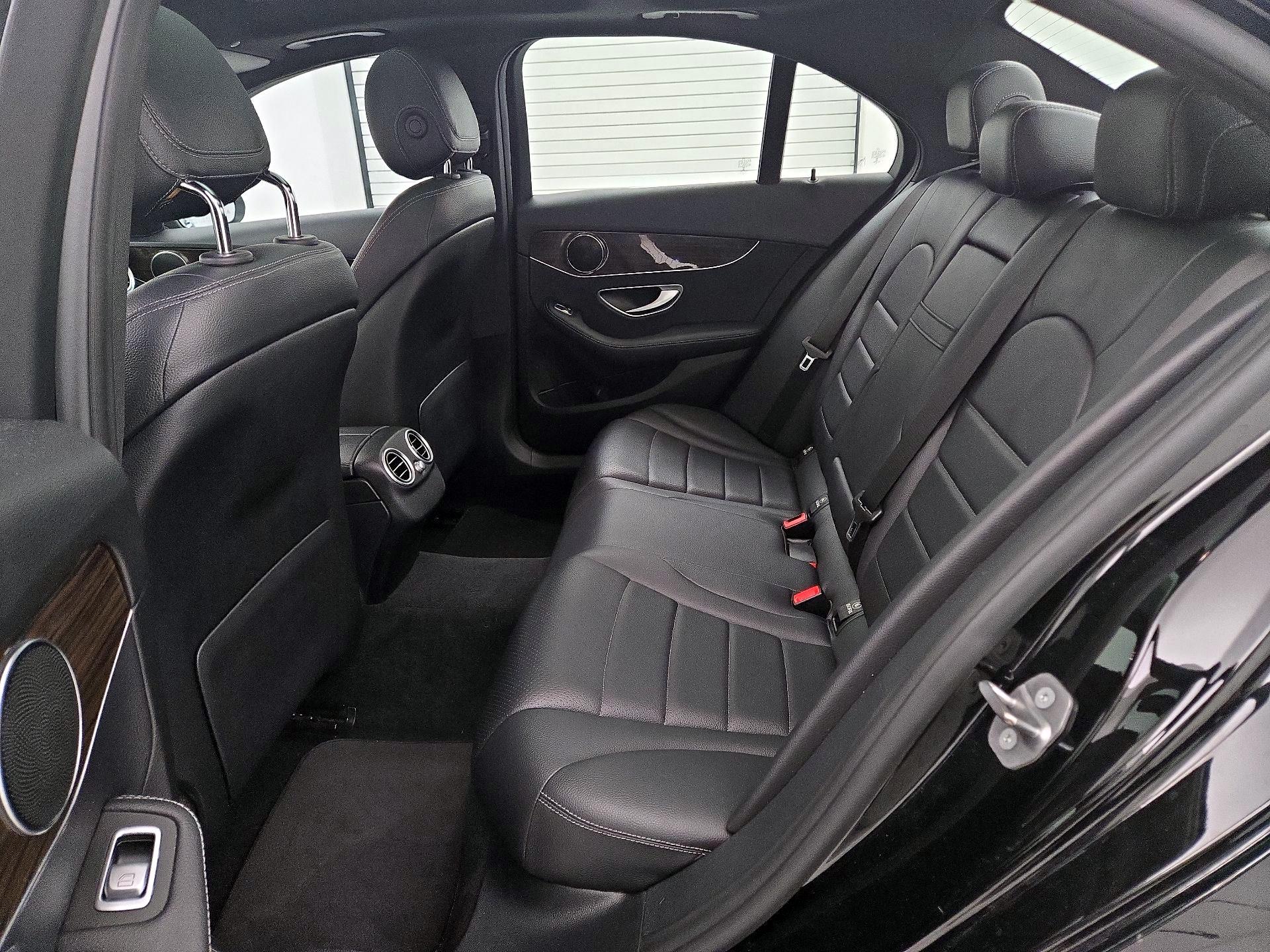Thumbnail: 2020 Mercedes-Benz C-Class - 19