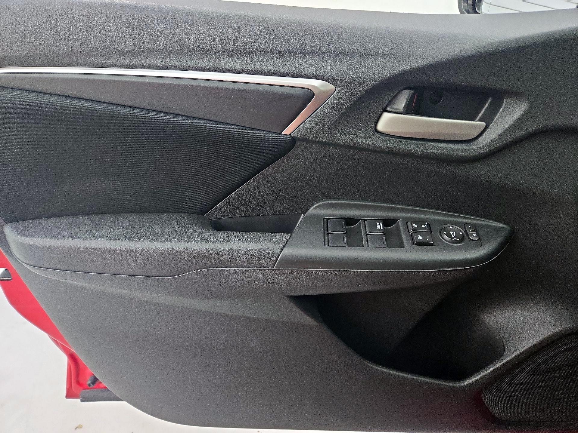 Thumbnail: 2015 Honda Fit - 12