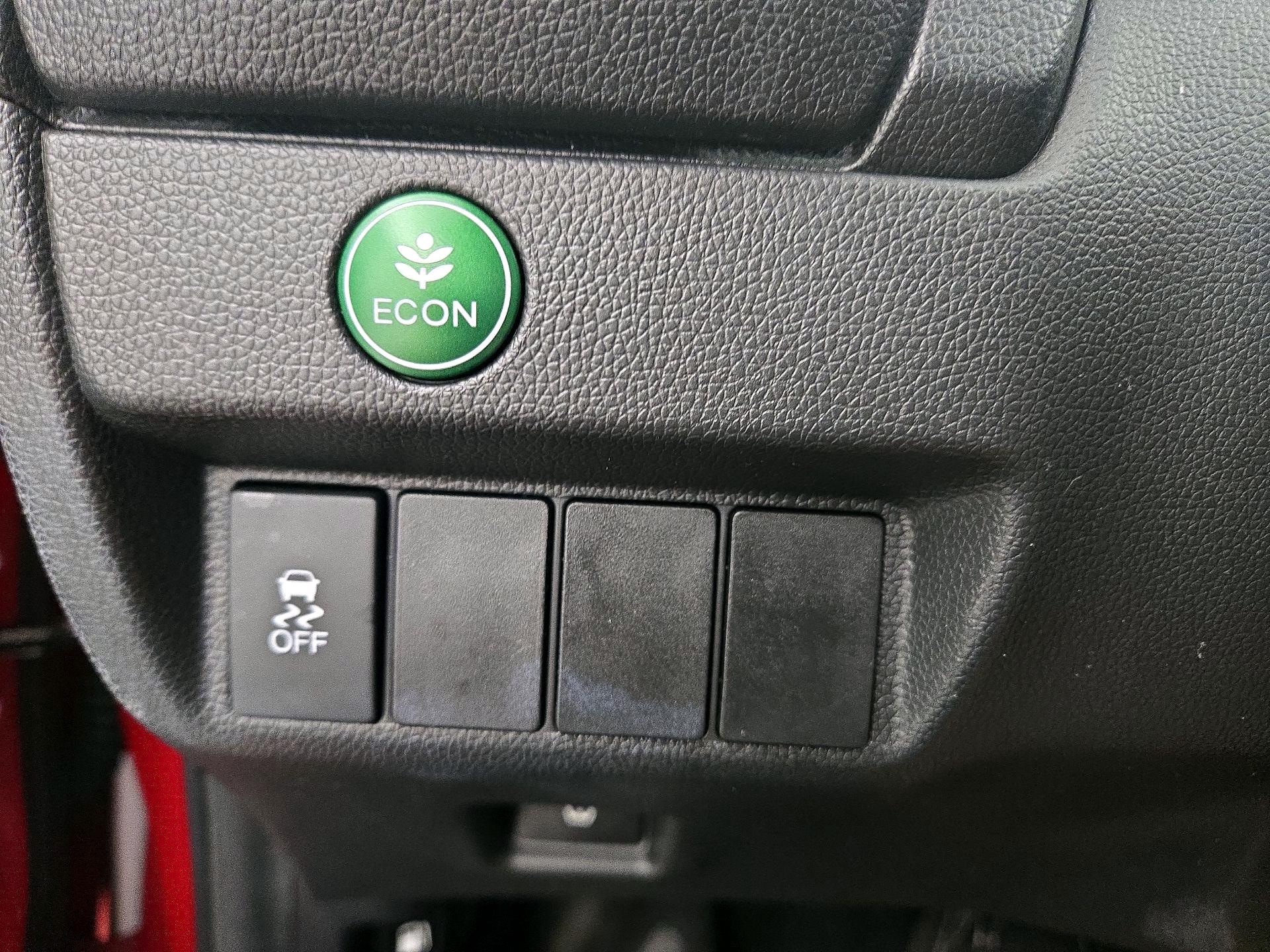 Thumbnail: 2015 Honda Fit - 13