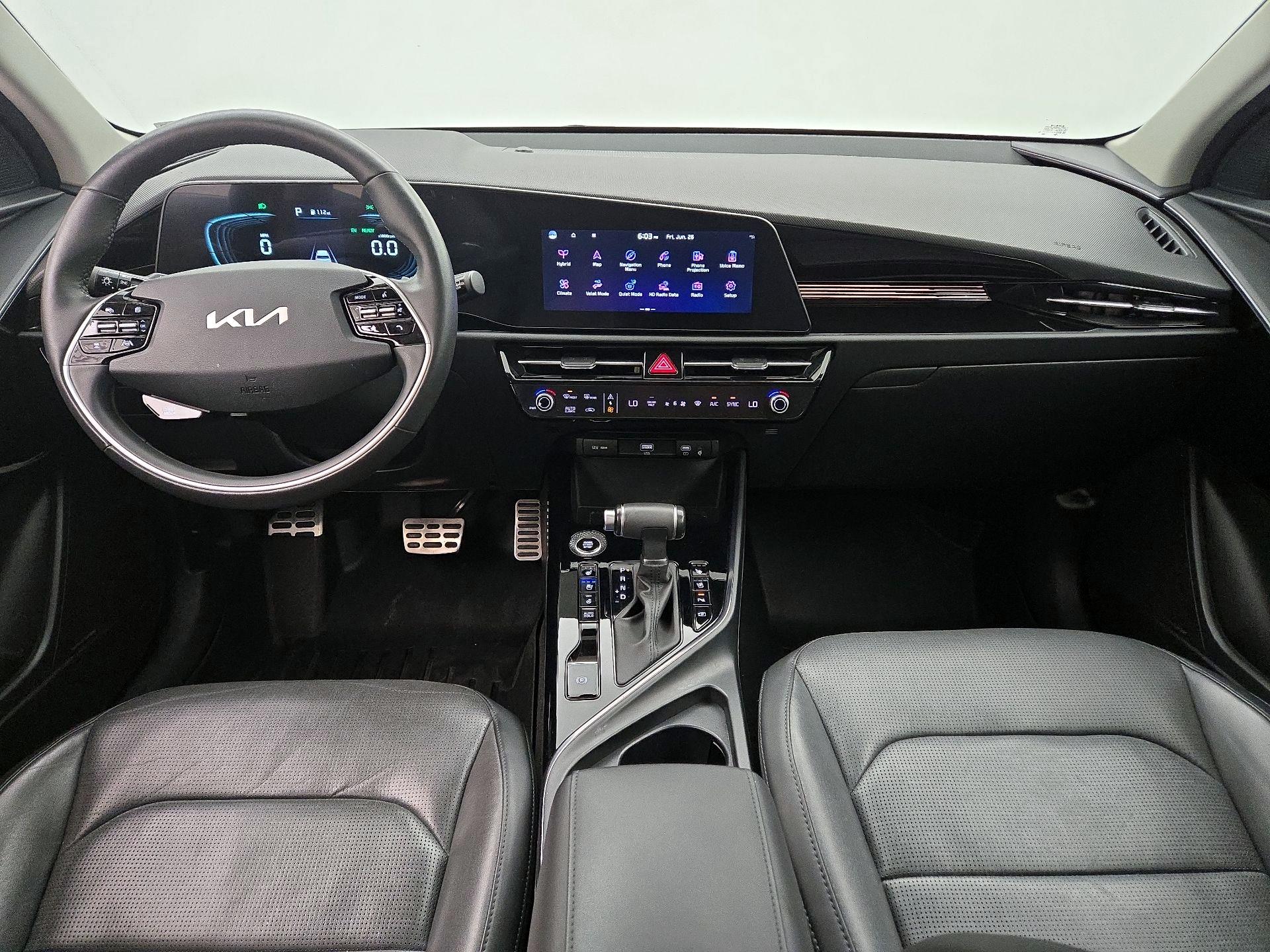 Thumbnail: 2023 Kia Niro - 9