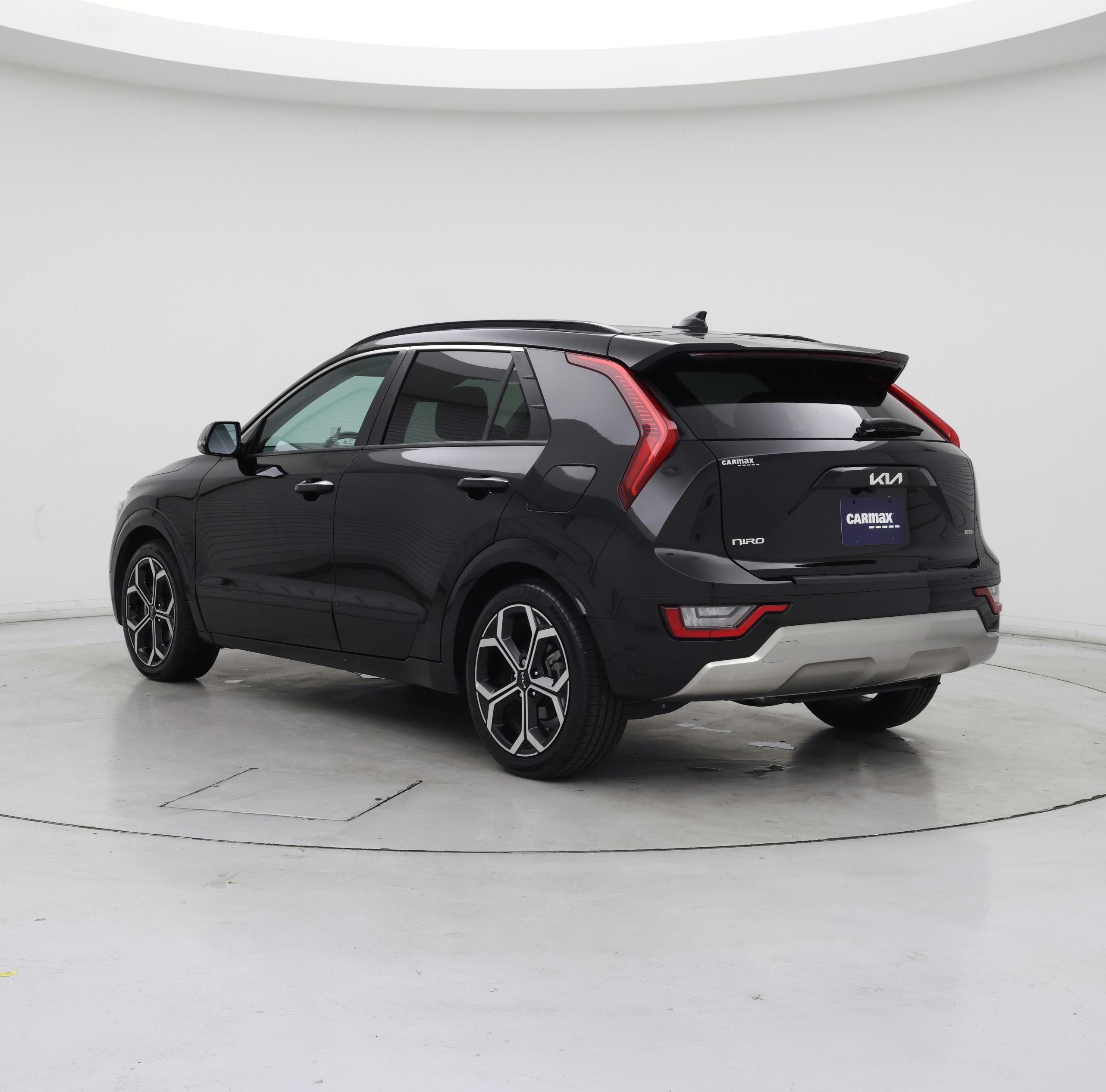 Thumbnail: 2023 Kia Niro - 2