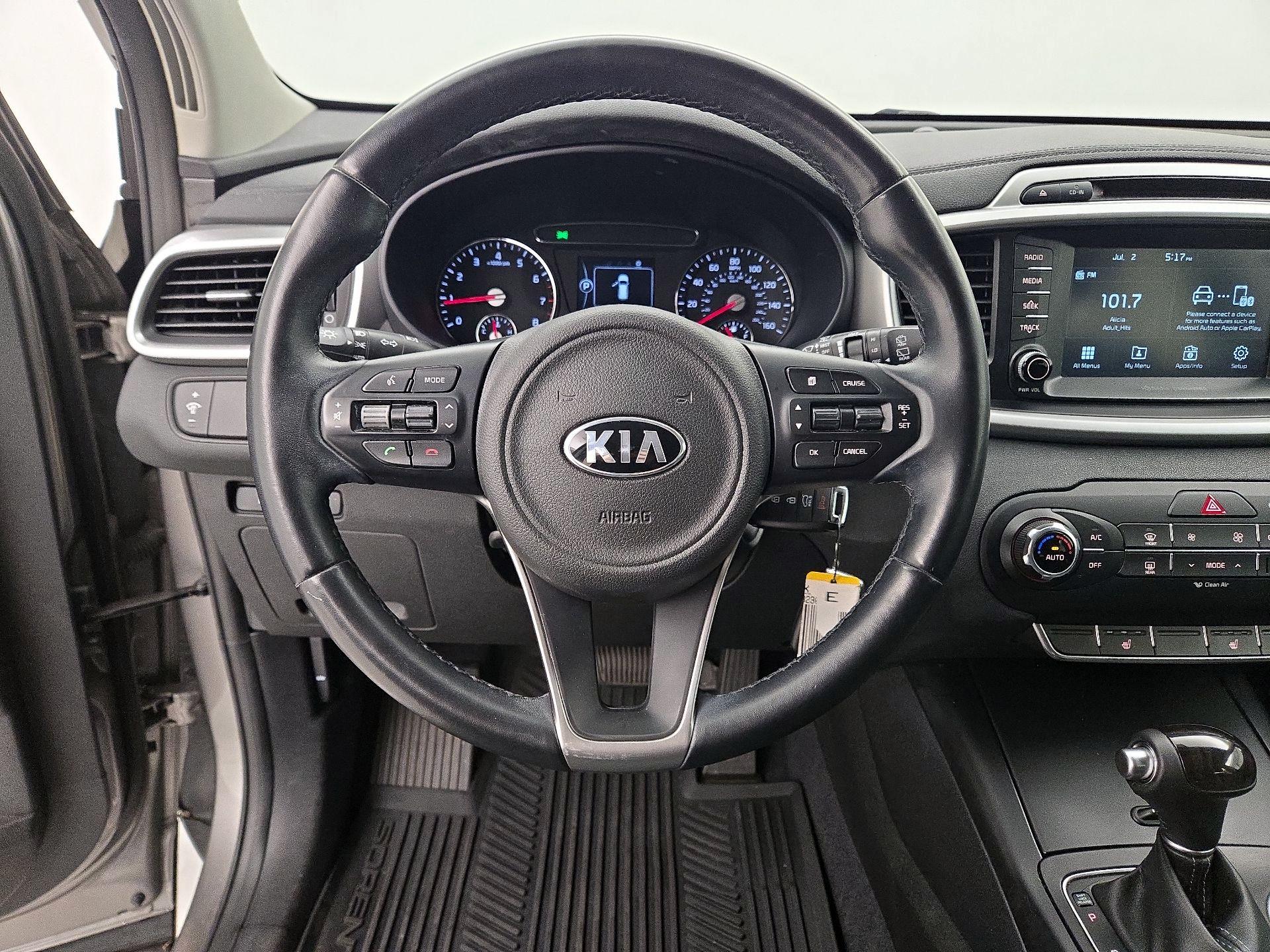 Thumbnail: 2018 Kia Sorento - 10