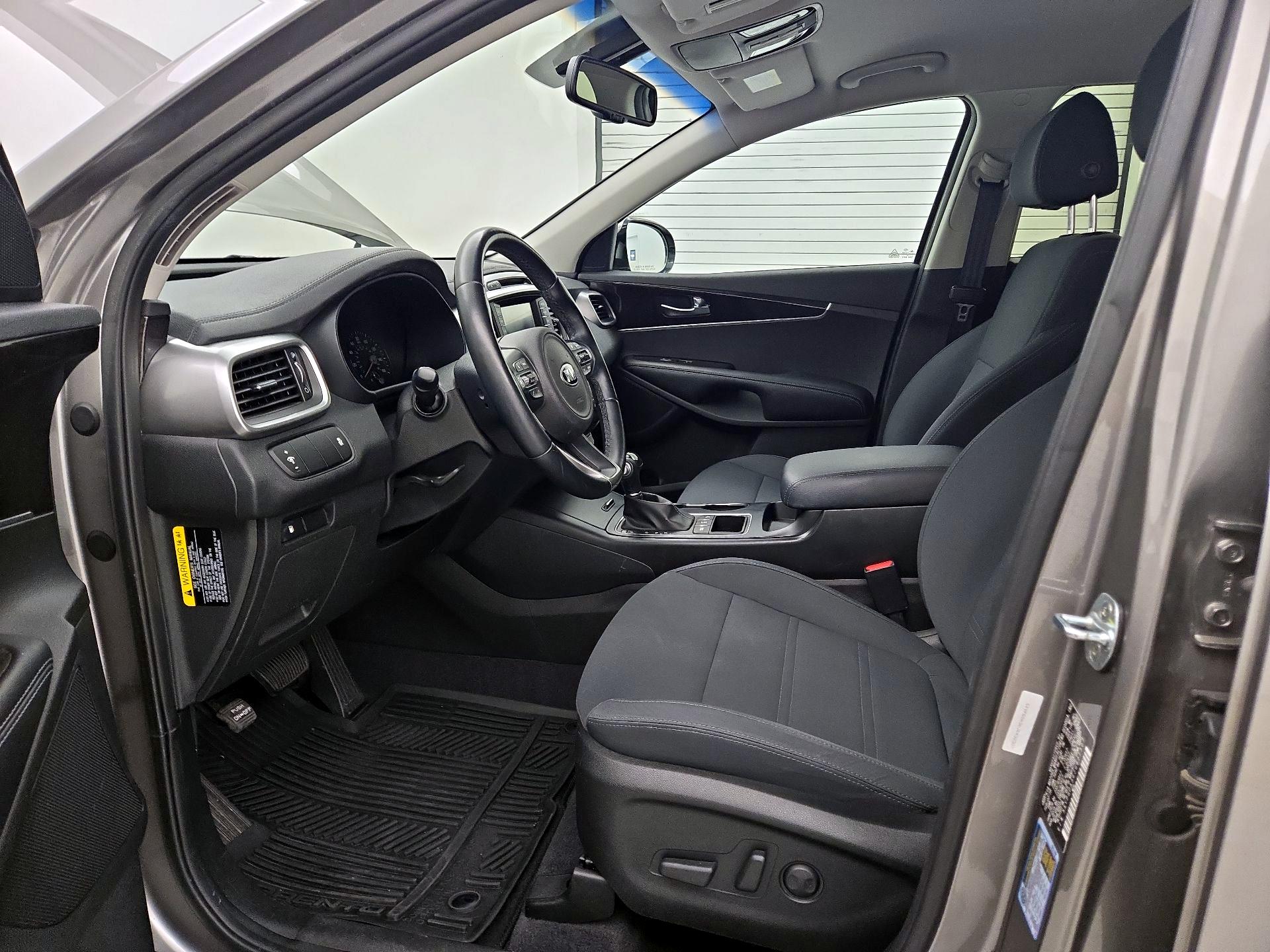 Thumbnail: 2018 Kia Sorento - 11