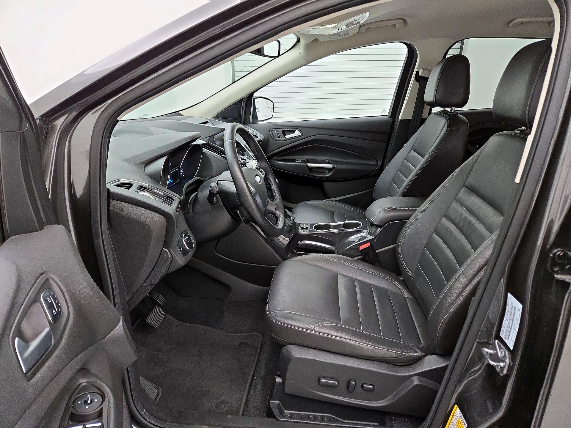 Thumbnail: 2015 Ford Escape - 11