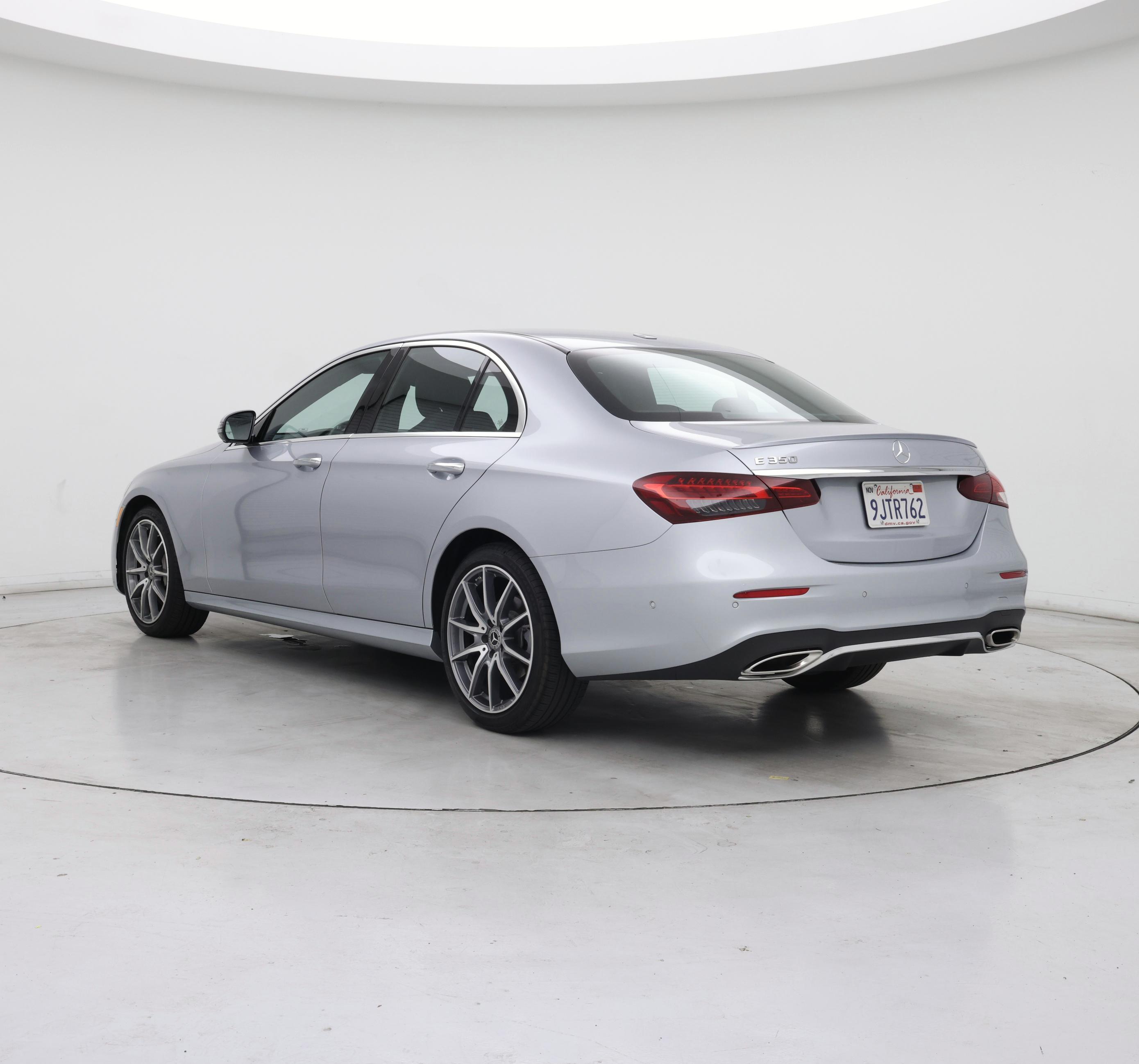 Thumbnail: 2023 Mercedes-Benz E-Class - 2