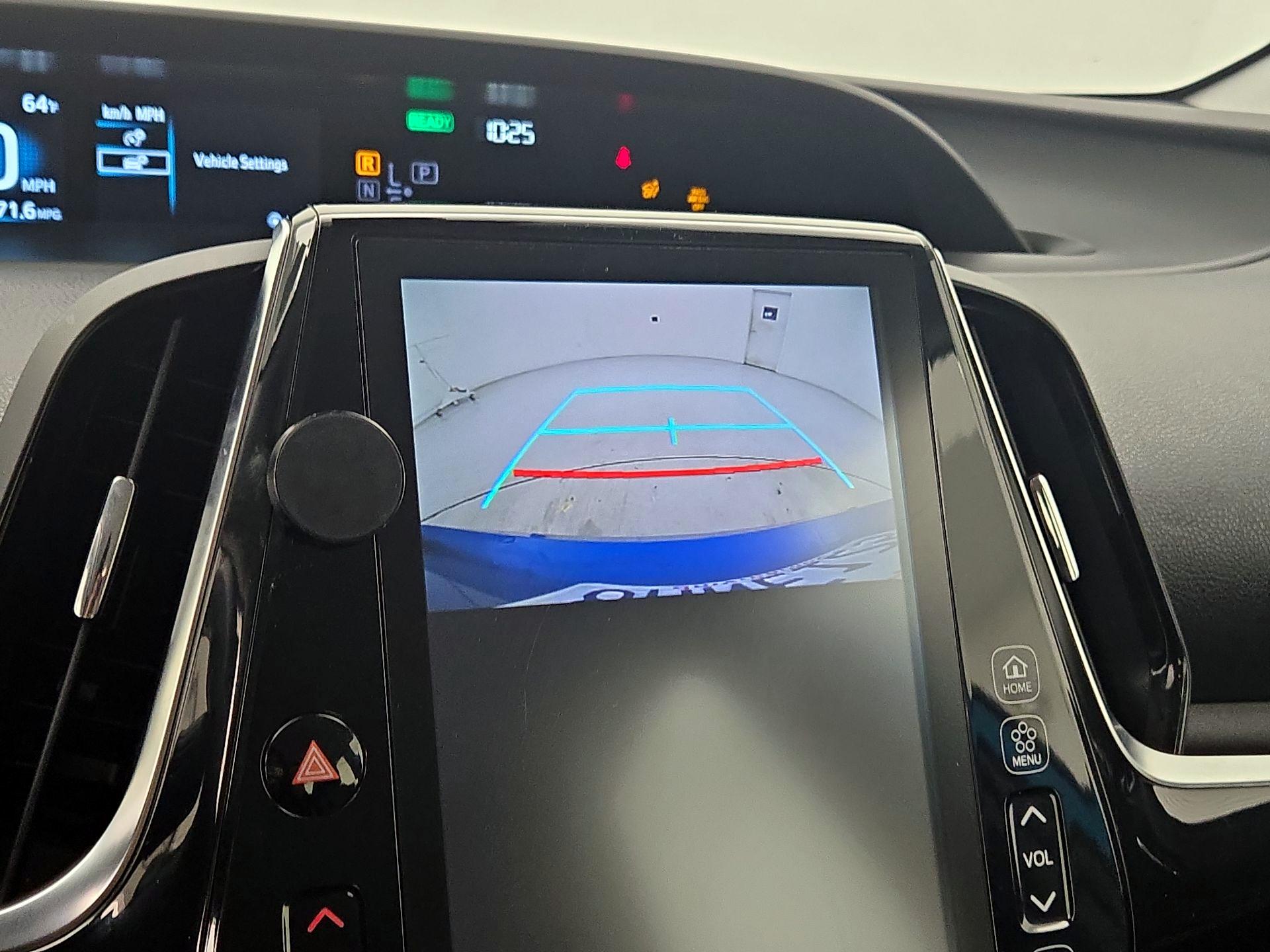 Thumbnail: 2020 Toyota Prius Prime - 15