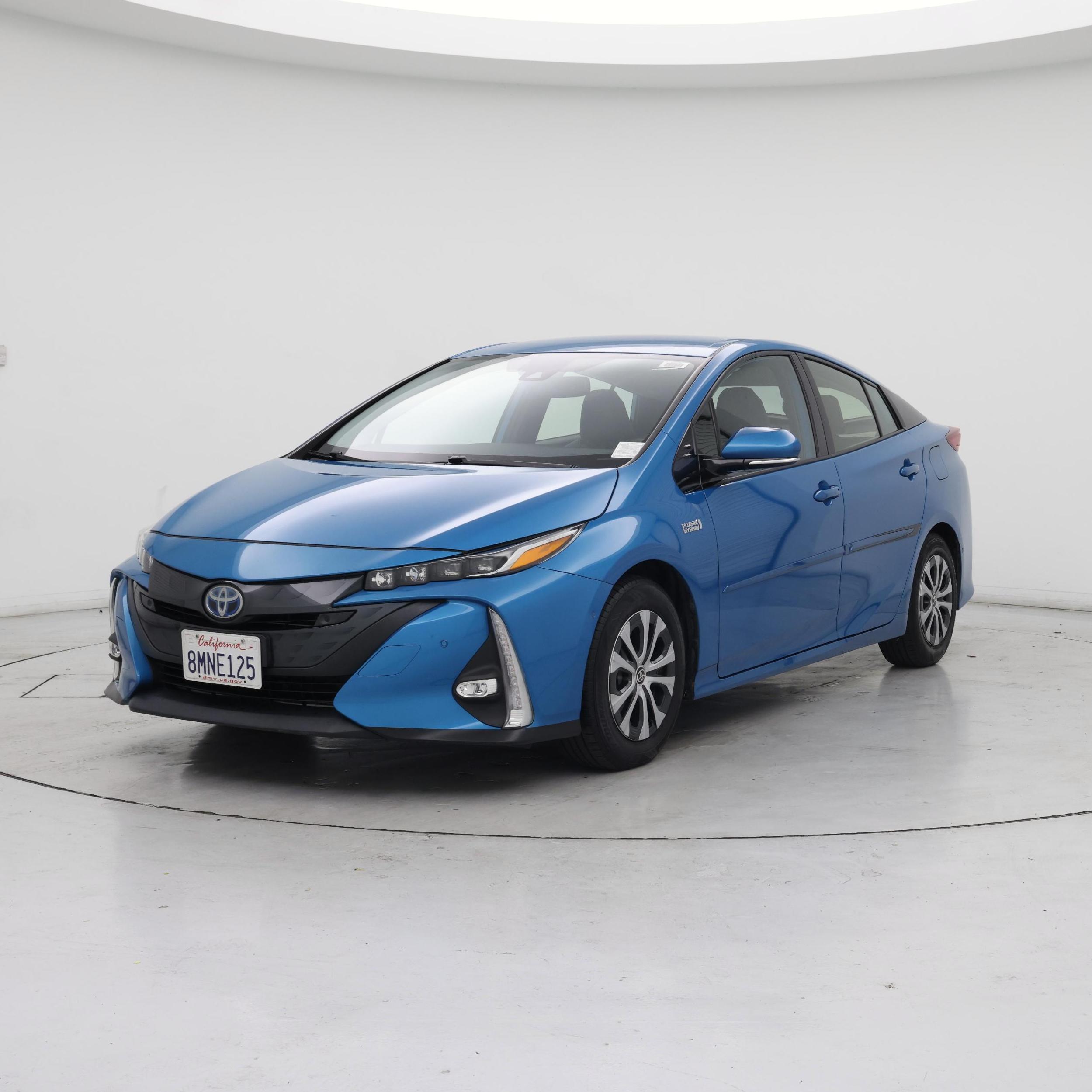 Thumbnail: 2020 Toyota Prius Prime - 4