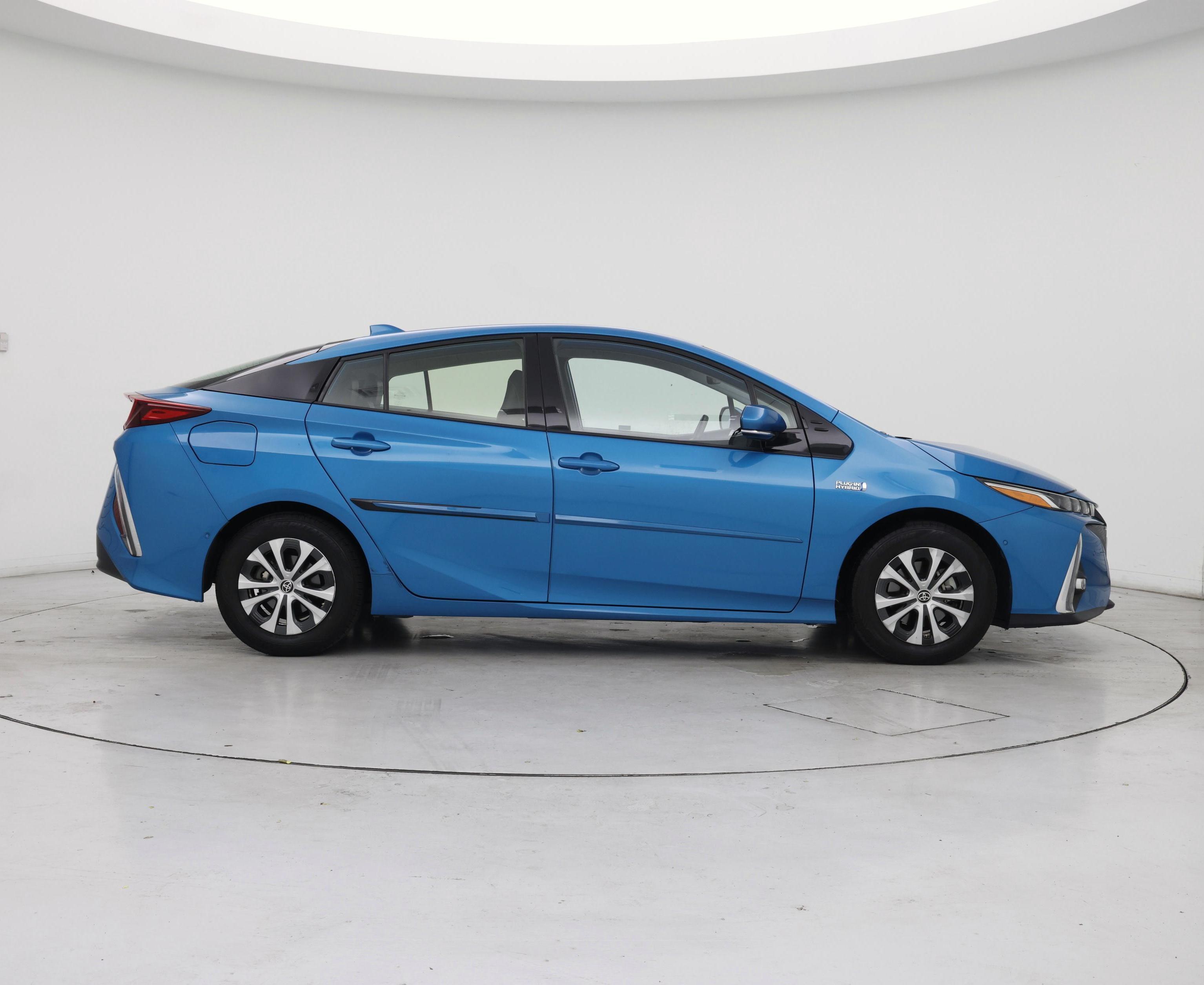 Thumbnail: 2020 Toyota Prius Prime - 7