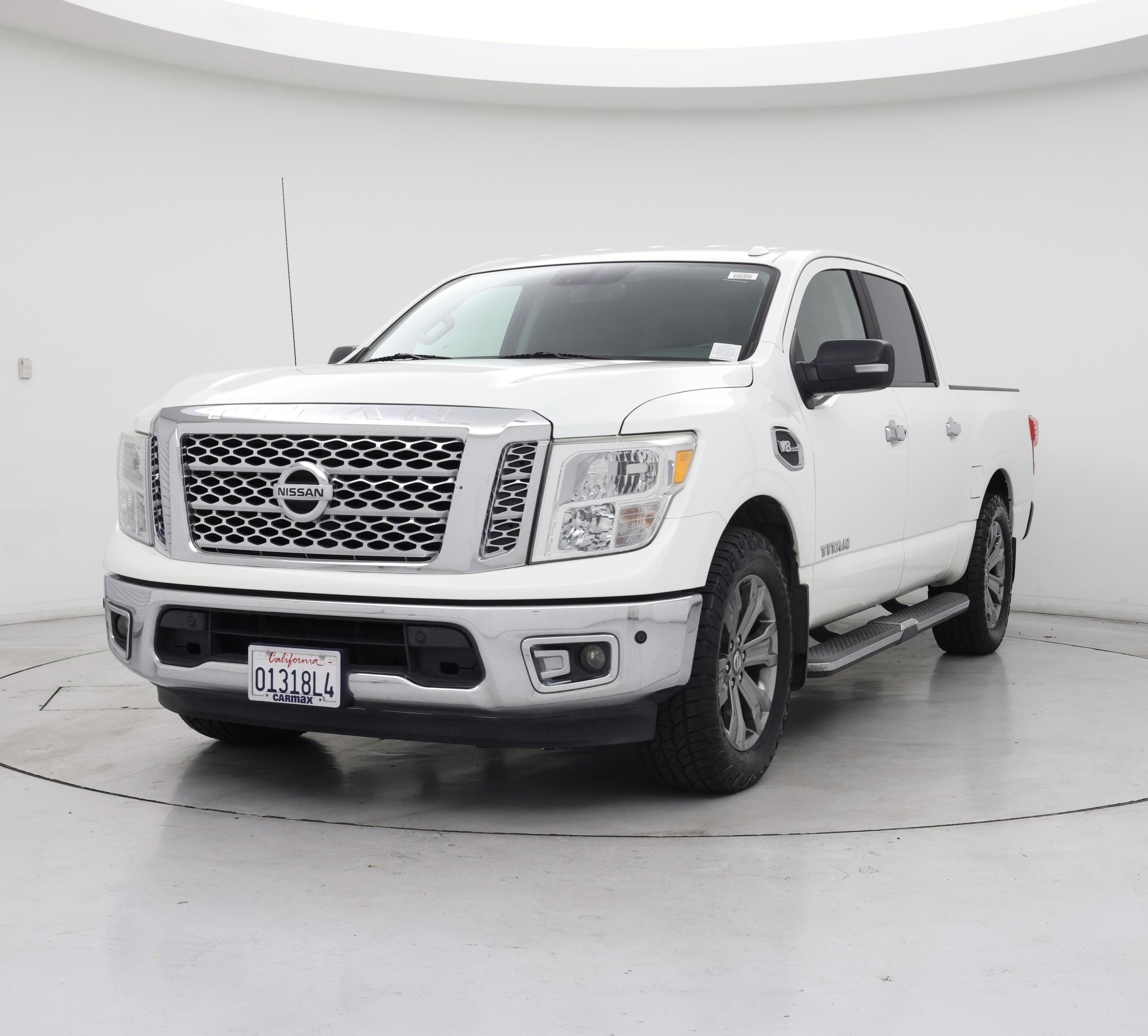 Thumbnail: 2017 Nissan Titan - 4