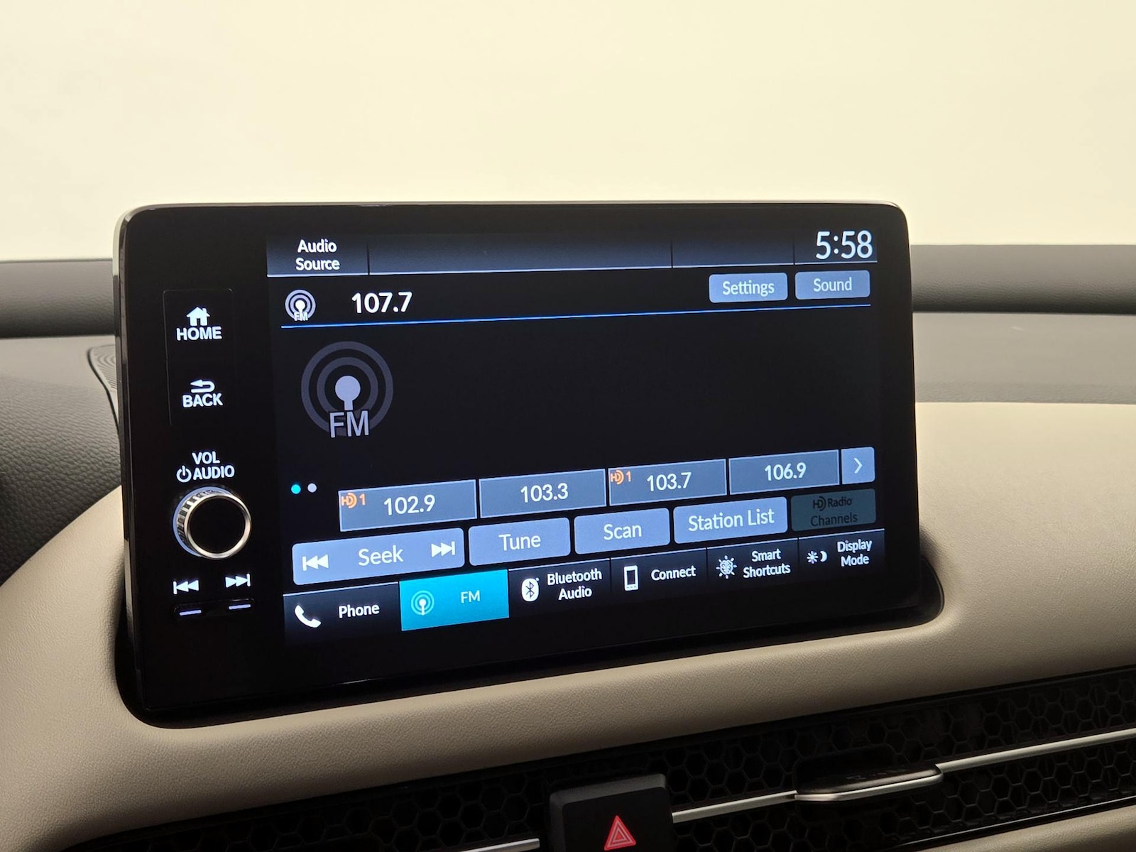 2024 Honda HR-V EX-L - Photo 16