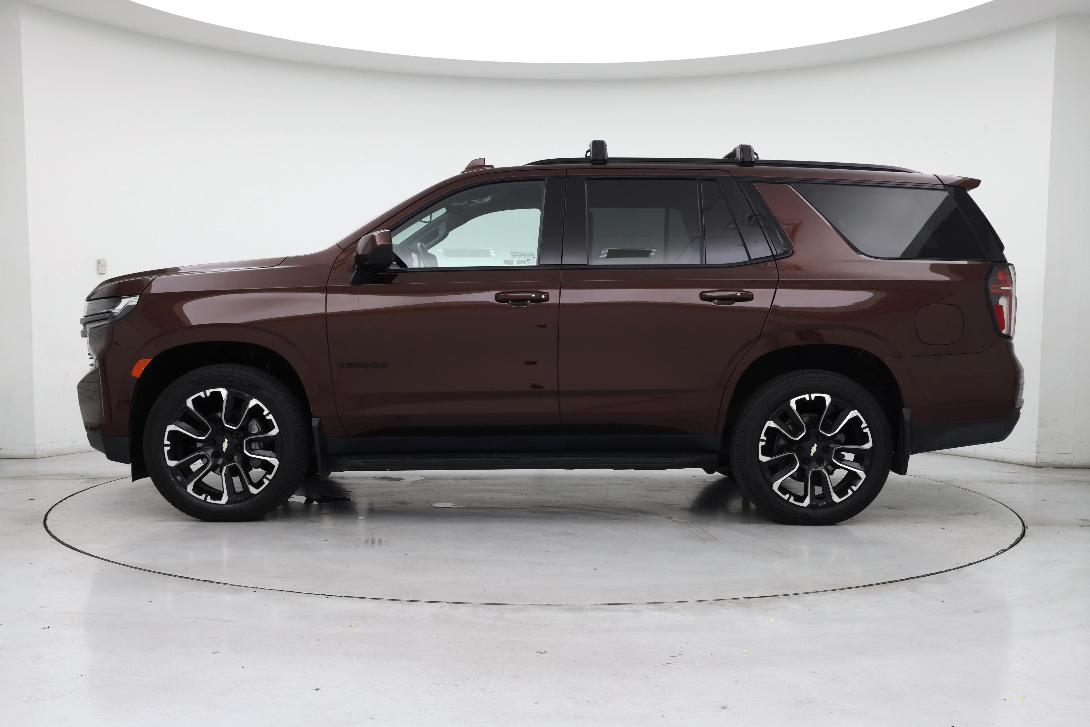 Thumbnail: 2022 Chevrolet Tahoe - 3