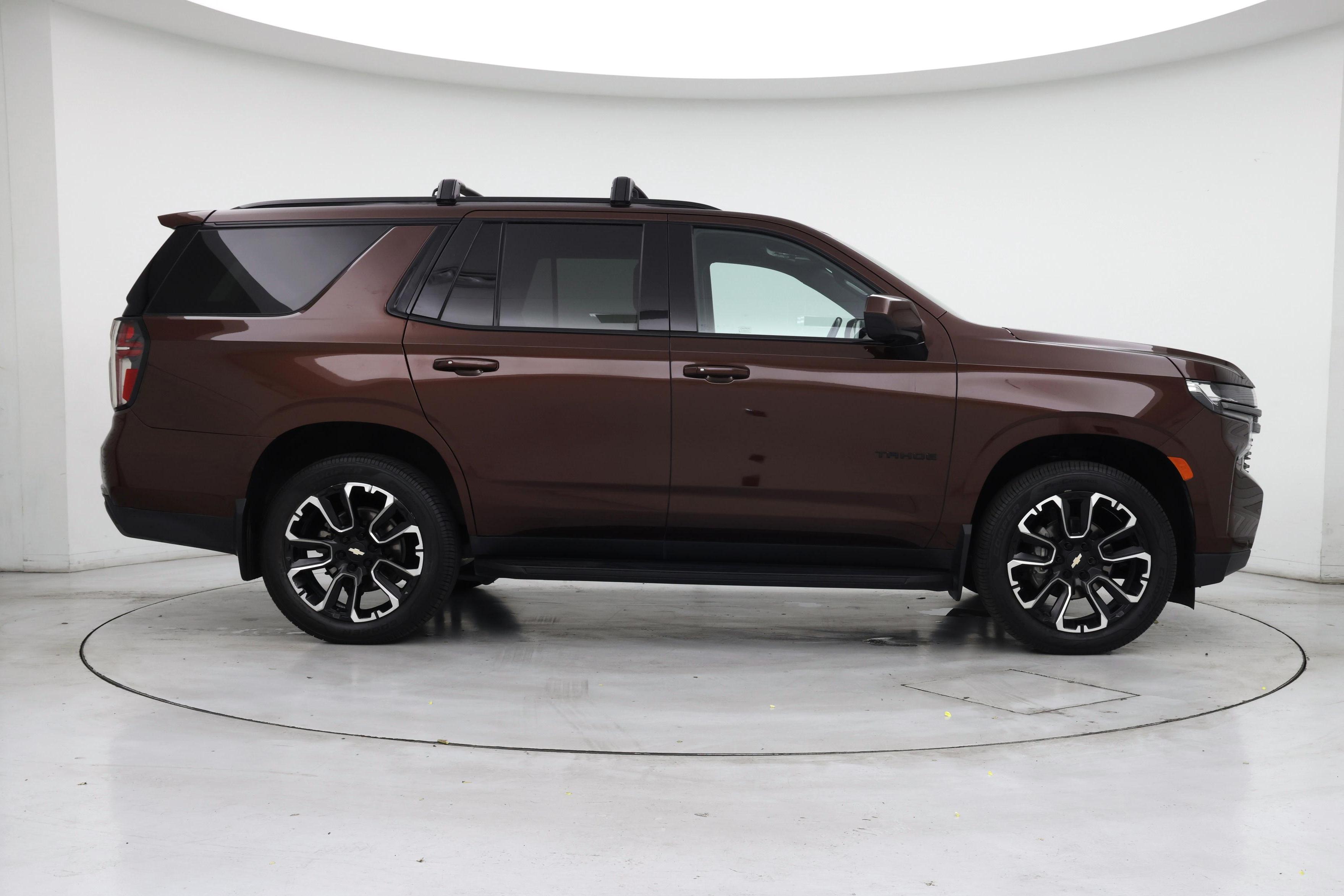 Thumbnail: 2022 Chevrolet Tahoe - 7
